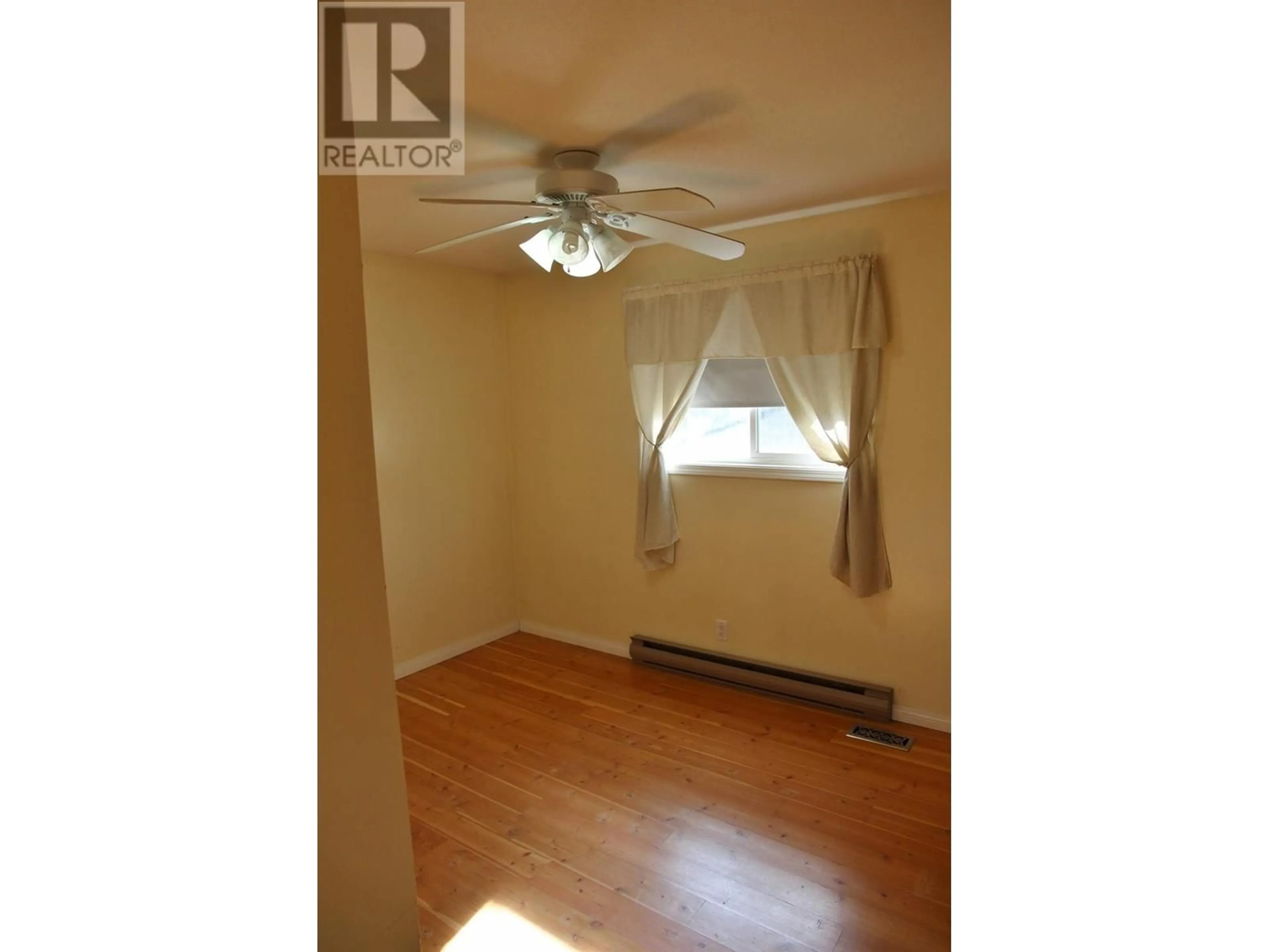 A pic of a room for 5440 41 HIGHWAY, Grand Forks British Columbia V0H1H5
