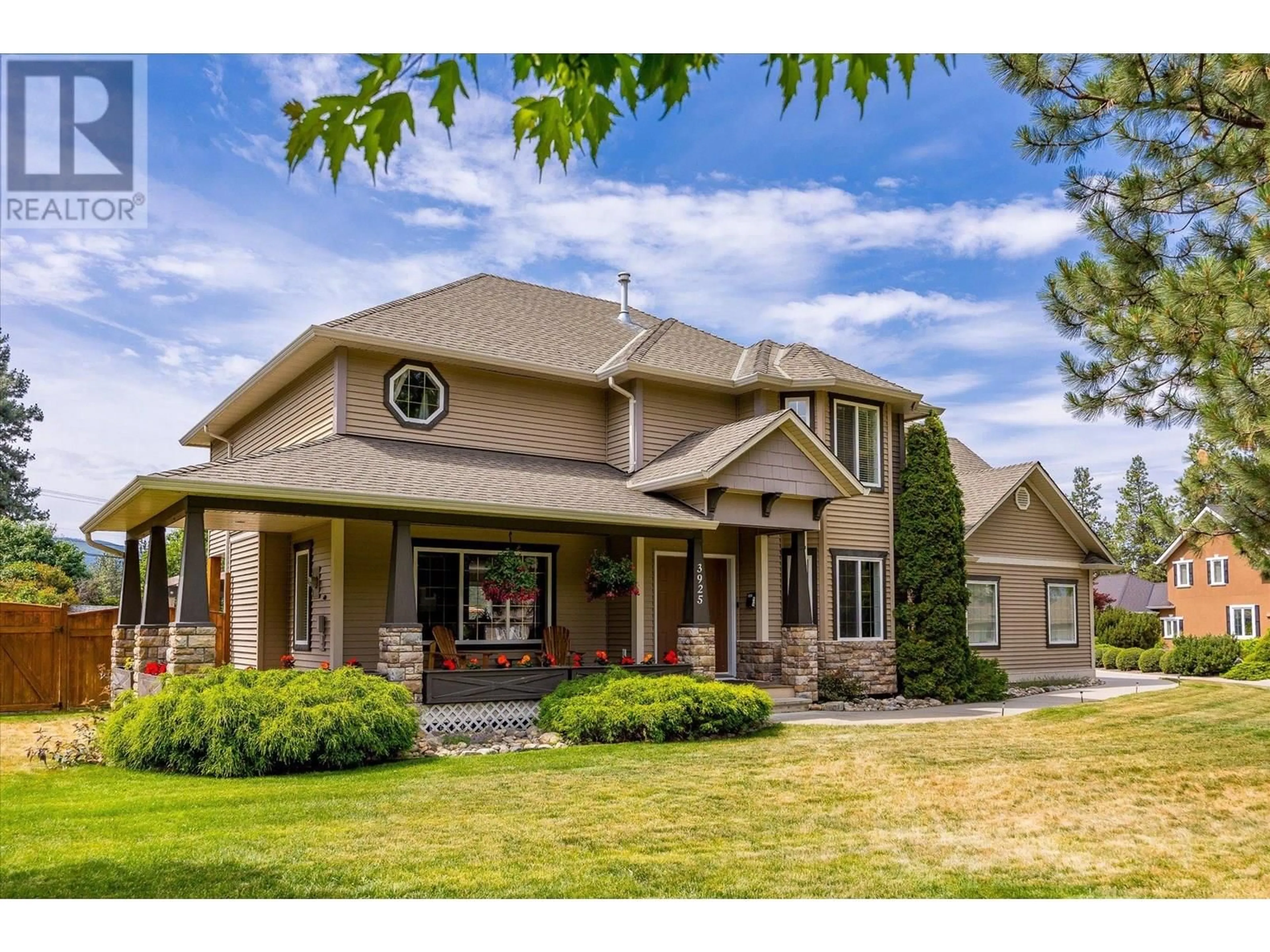 Home with vinyl exterior material, unknown for 3925 FLOWER COURT, Kelowna British Columbia V1W4W2