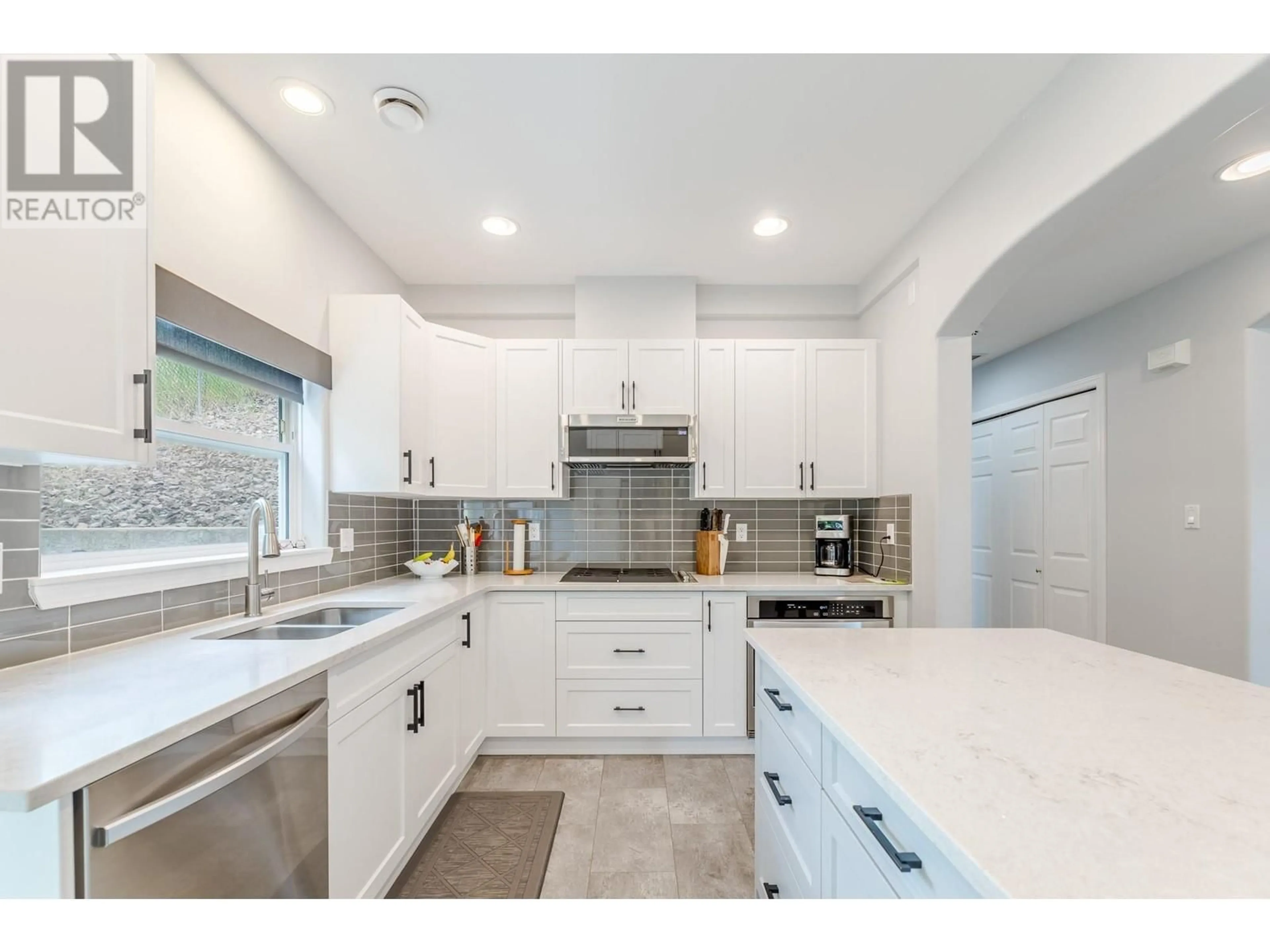 Open concept kitchen, ceramic/tile floor for 60 - 9800 TURNER STREET, Summerland British Columbia V0H1Z5
