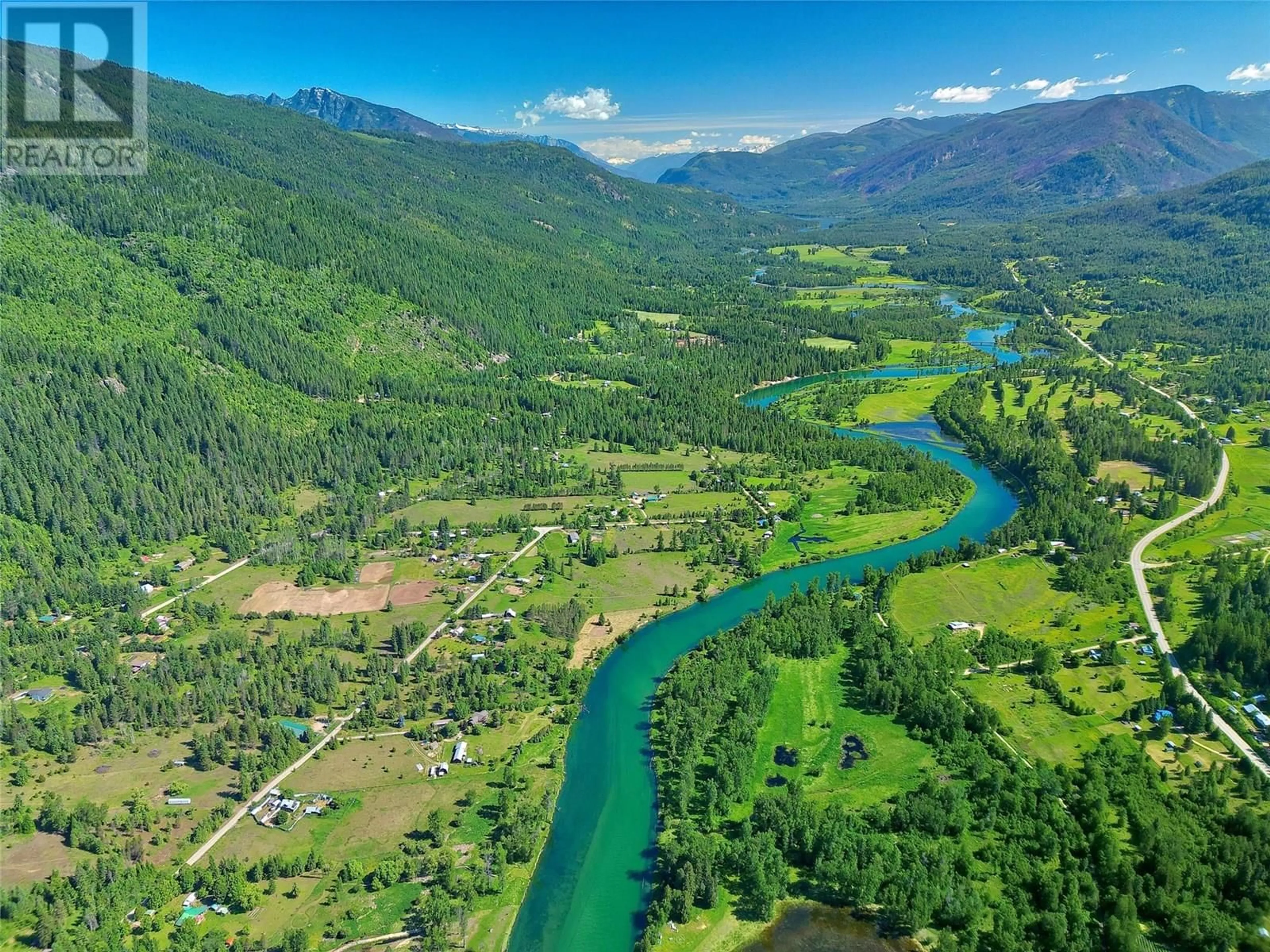 A pic from outside/outdoor area/front of a property/back of a property/a pic from drone, water/lake/river/ocean view for 6702 APPLEDALE LOWER ROAD, Winlaw British Columbia V0G2J0