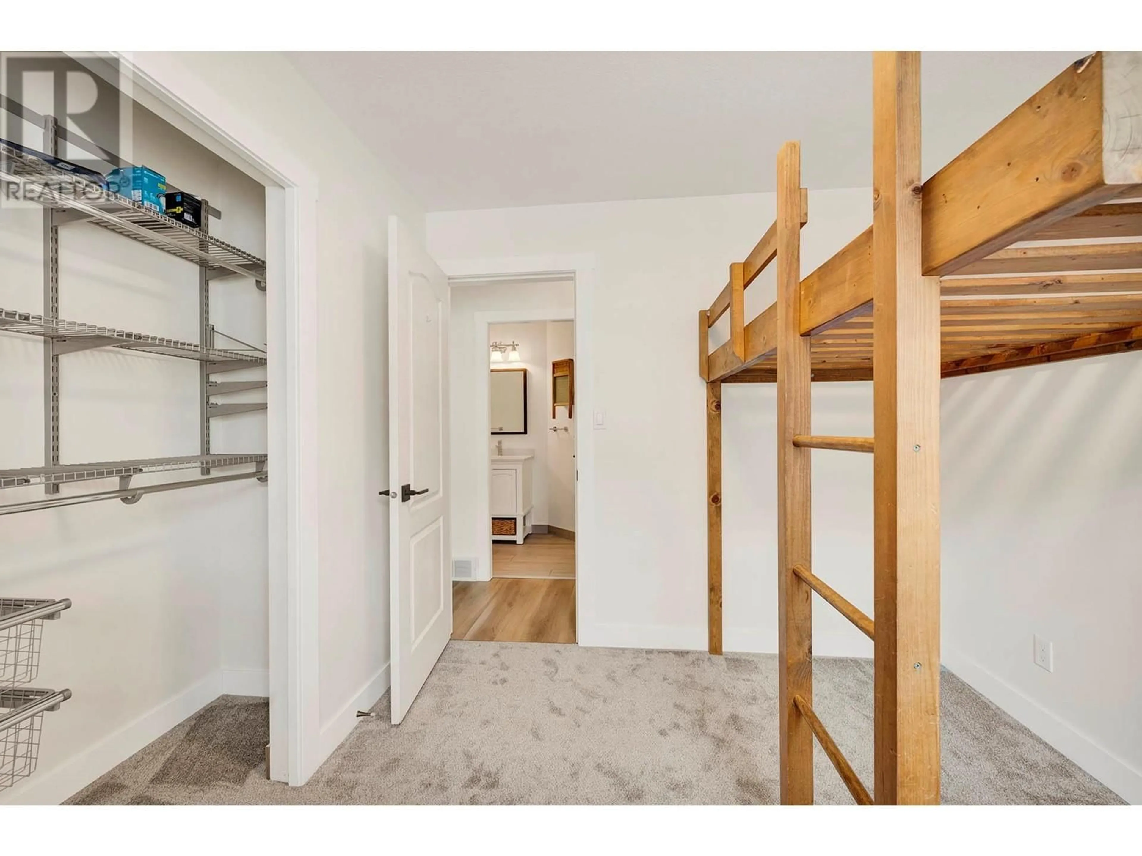 Unknown for 891 REGENT CRESCENT, Kamloops British Columbia V1S1X1