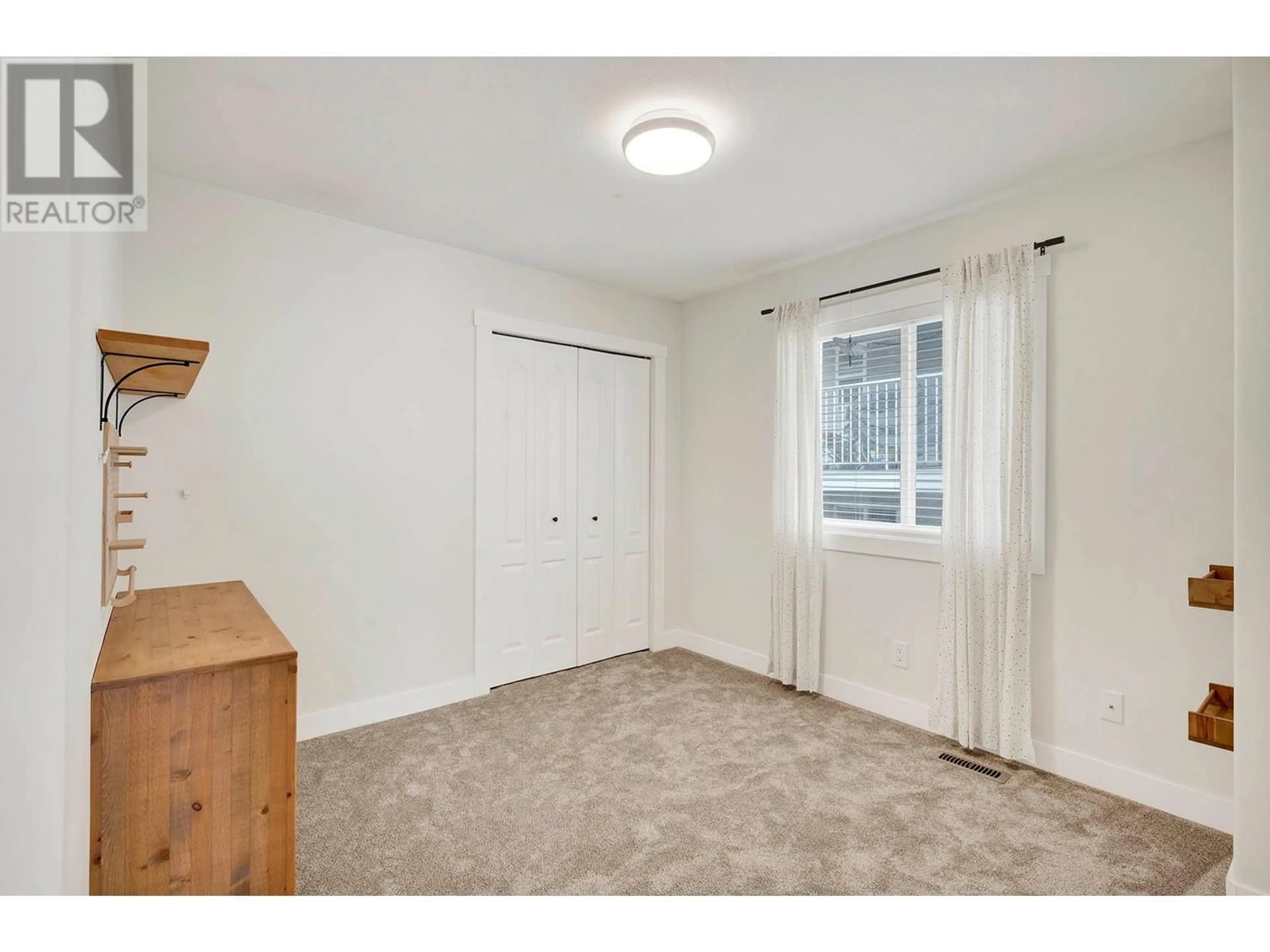 A pic of a room for 891 REGENT CRESCENT, Kamloops British Columbia V1S1X1