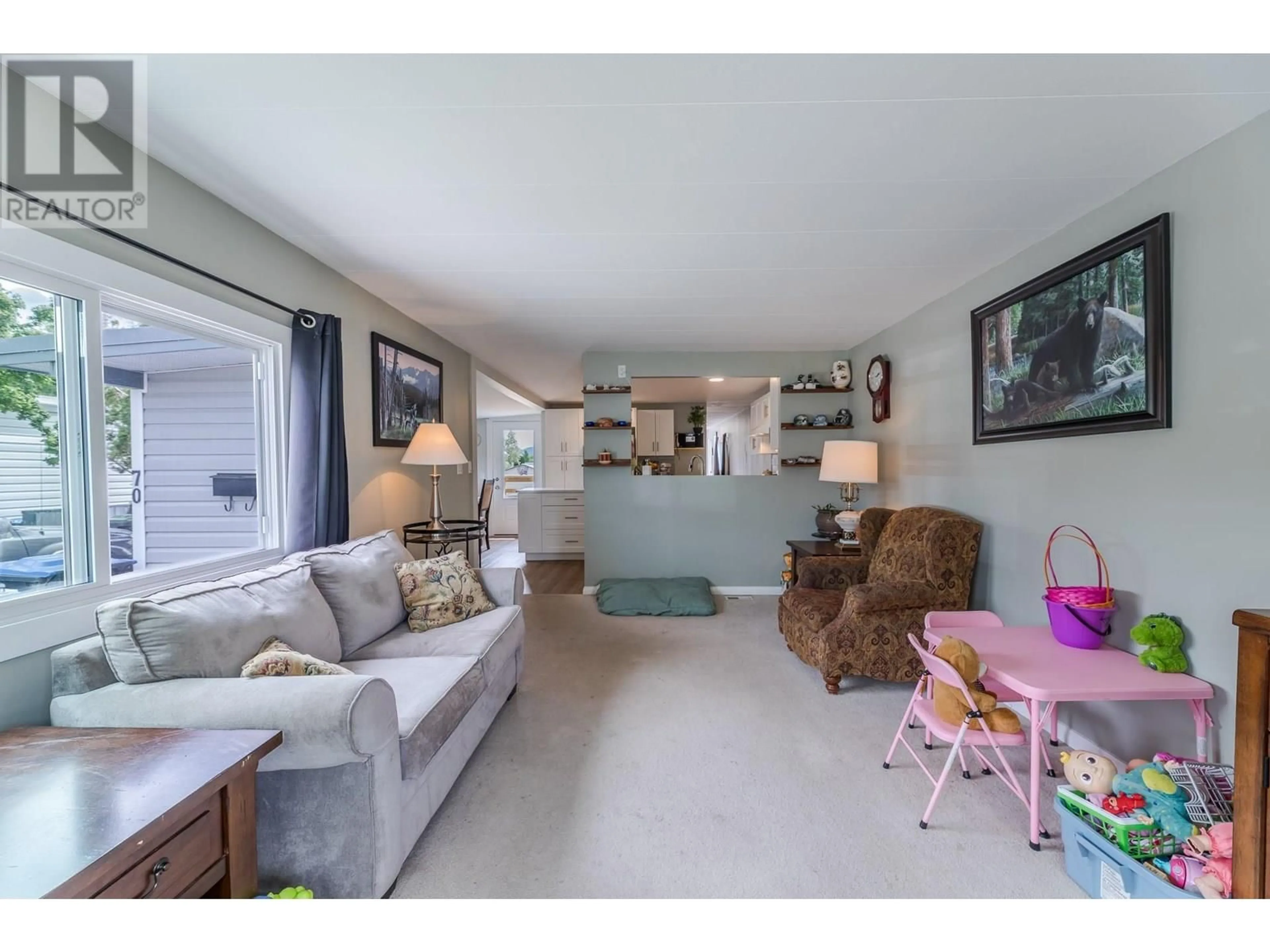 Living room with furniture, unknown for 70 - 3245 PARIS STREET, Penticton British Columbia V2A3T9
