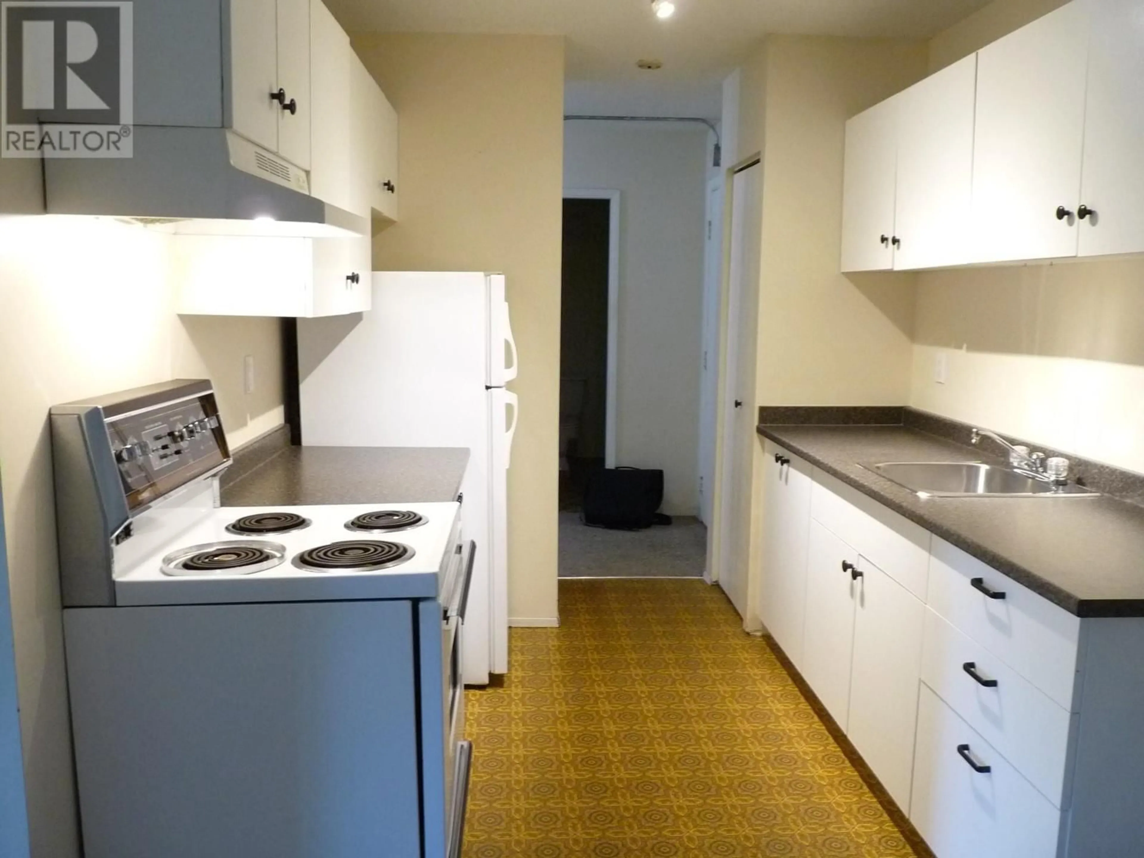 Standard kitchen, unknown for 1 - 1900 TRANQUILLE ROAD, Kamloops British Columbia V2B7V1
