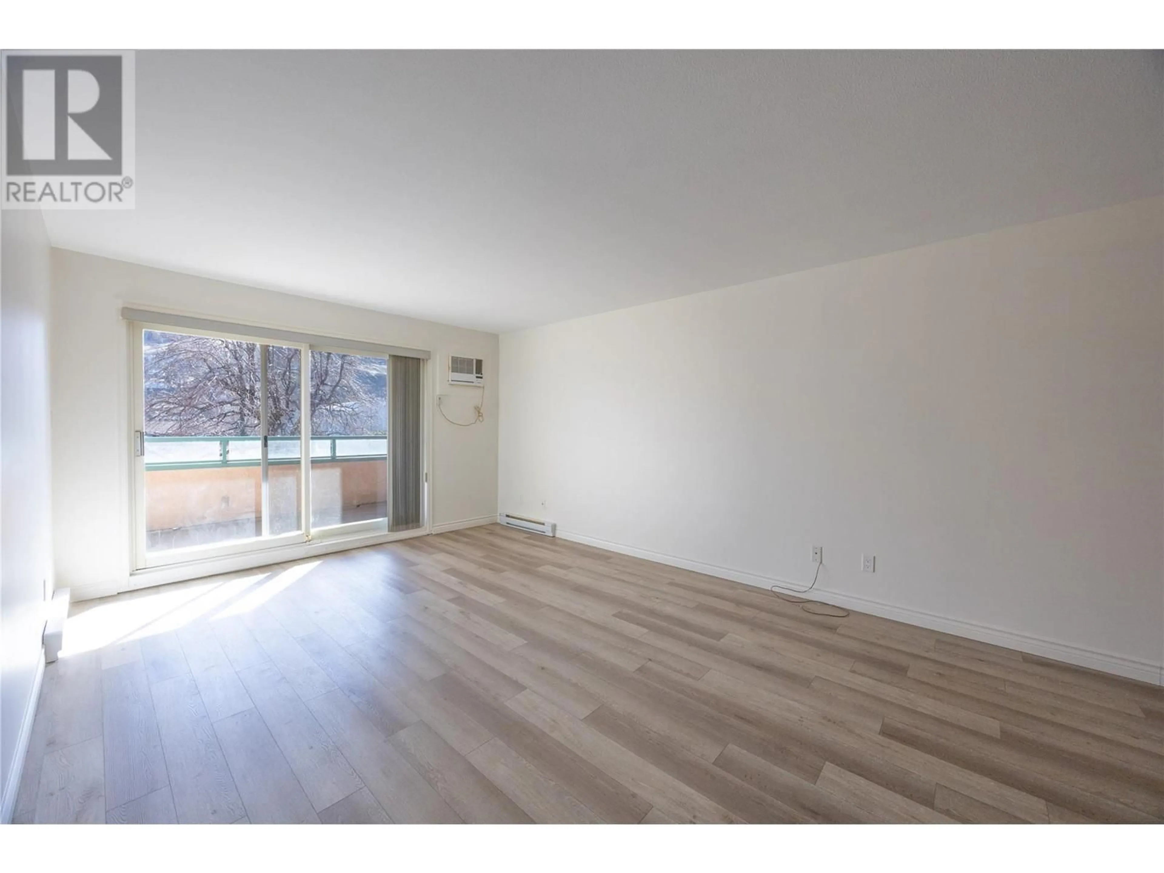A pic of a room for 205 - 8700 JUBILEE ROAD EAST, Summerland British Columbia V0H1Z5