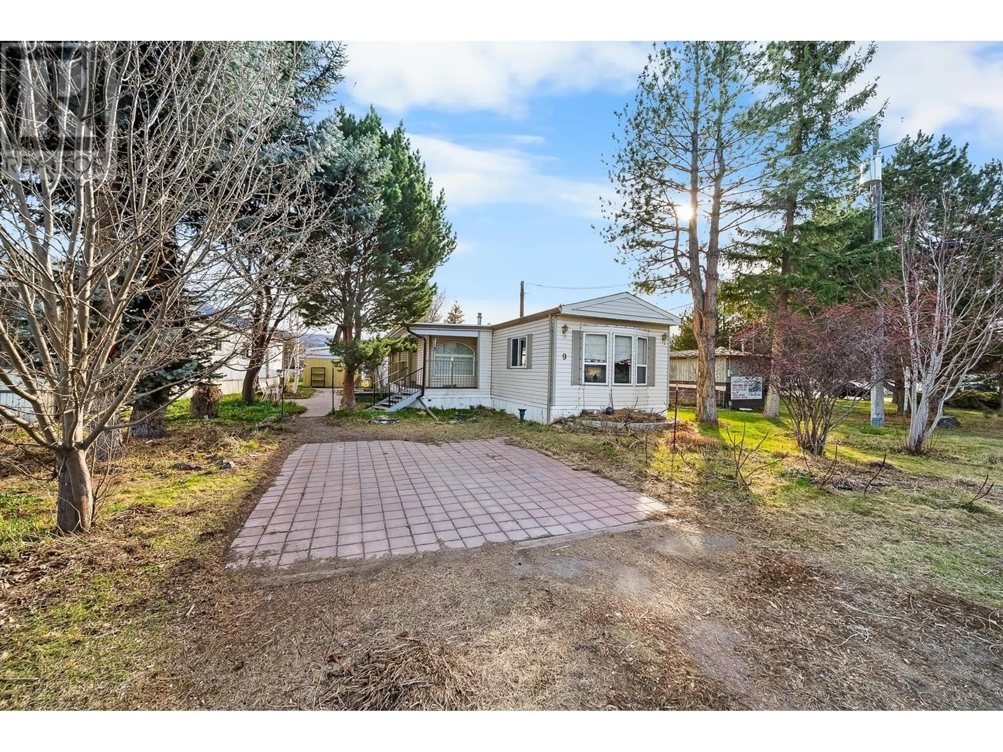A pic from outside/outdoor area/front of a property/back of a property/a pic from drone, street for 9 - 2776 CLAPPERTON AVE OTHER, Merritt British Columbia V1K1G5