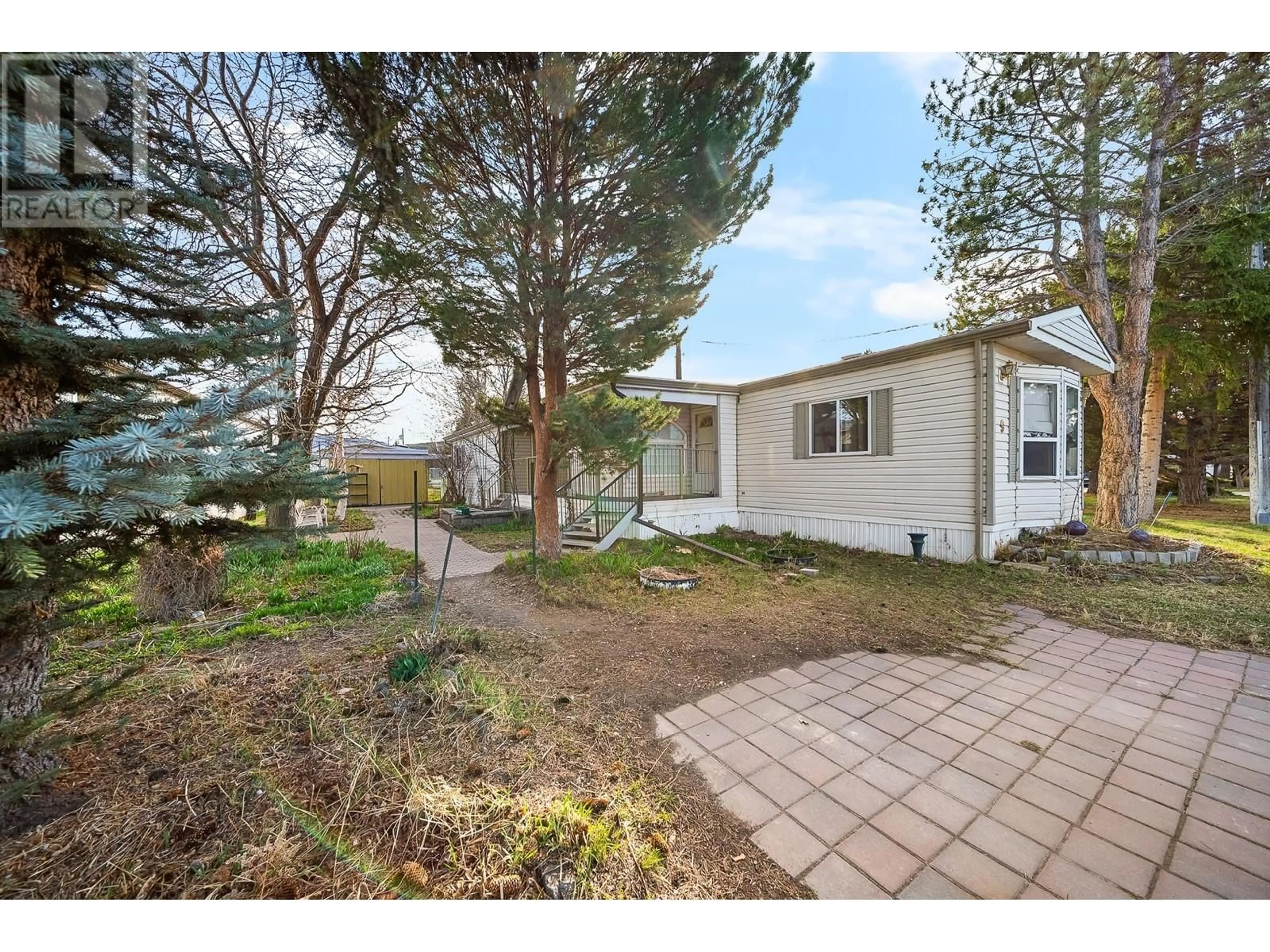 A pic from outside/outdoor area/front of a property/back of a property/a pic from drone, street for 9 - 2776 CLAPPERTON AVE OTHER, Merritt British Columbia V1K1G5