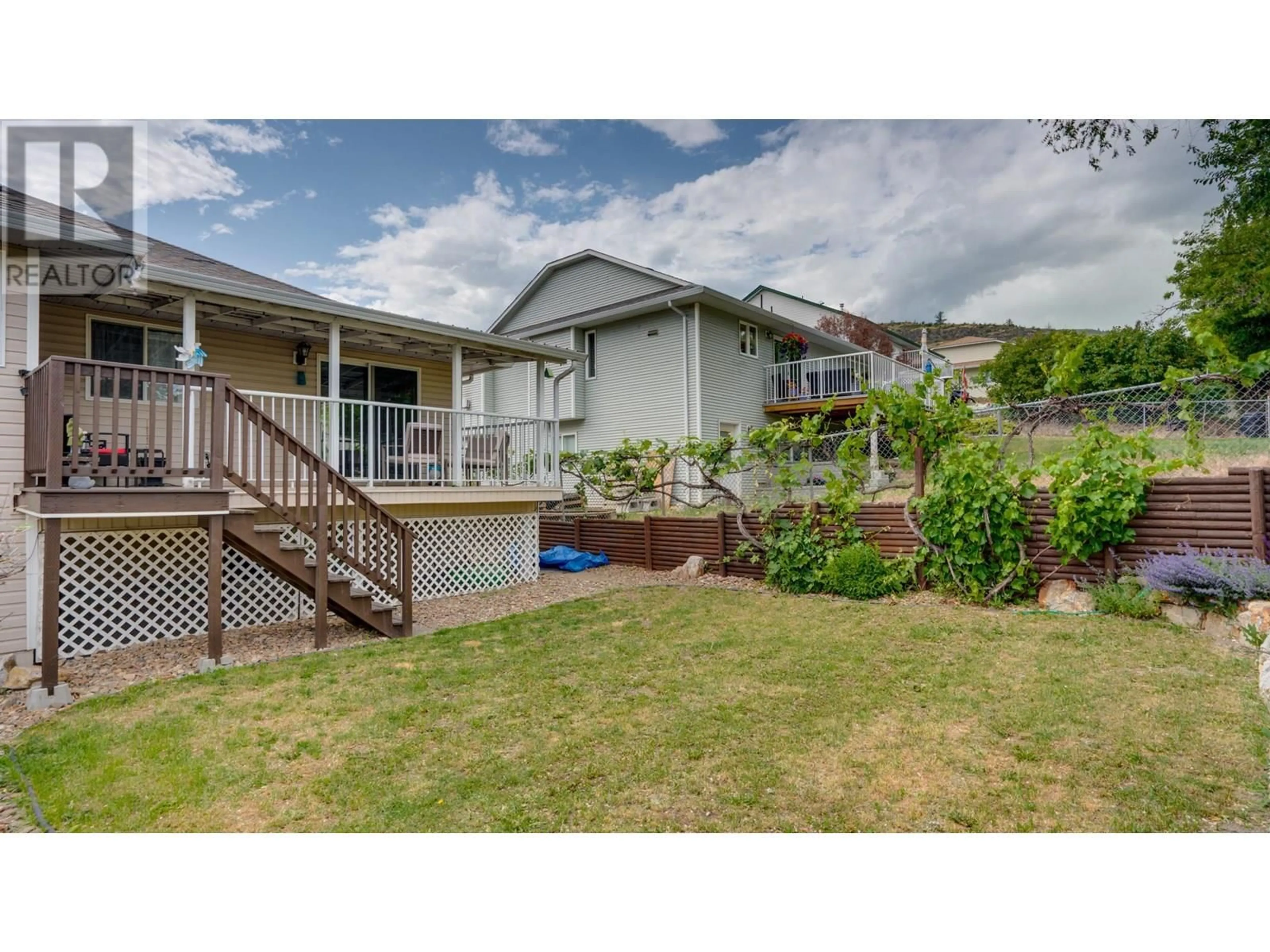 A pic from outside/outdoor area/front of a property/back of a property/a pic from drone, unknown for 2825 RICHFIELD DRIVE, Vernon British Columbia V1H1A6