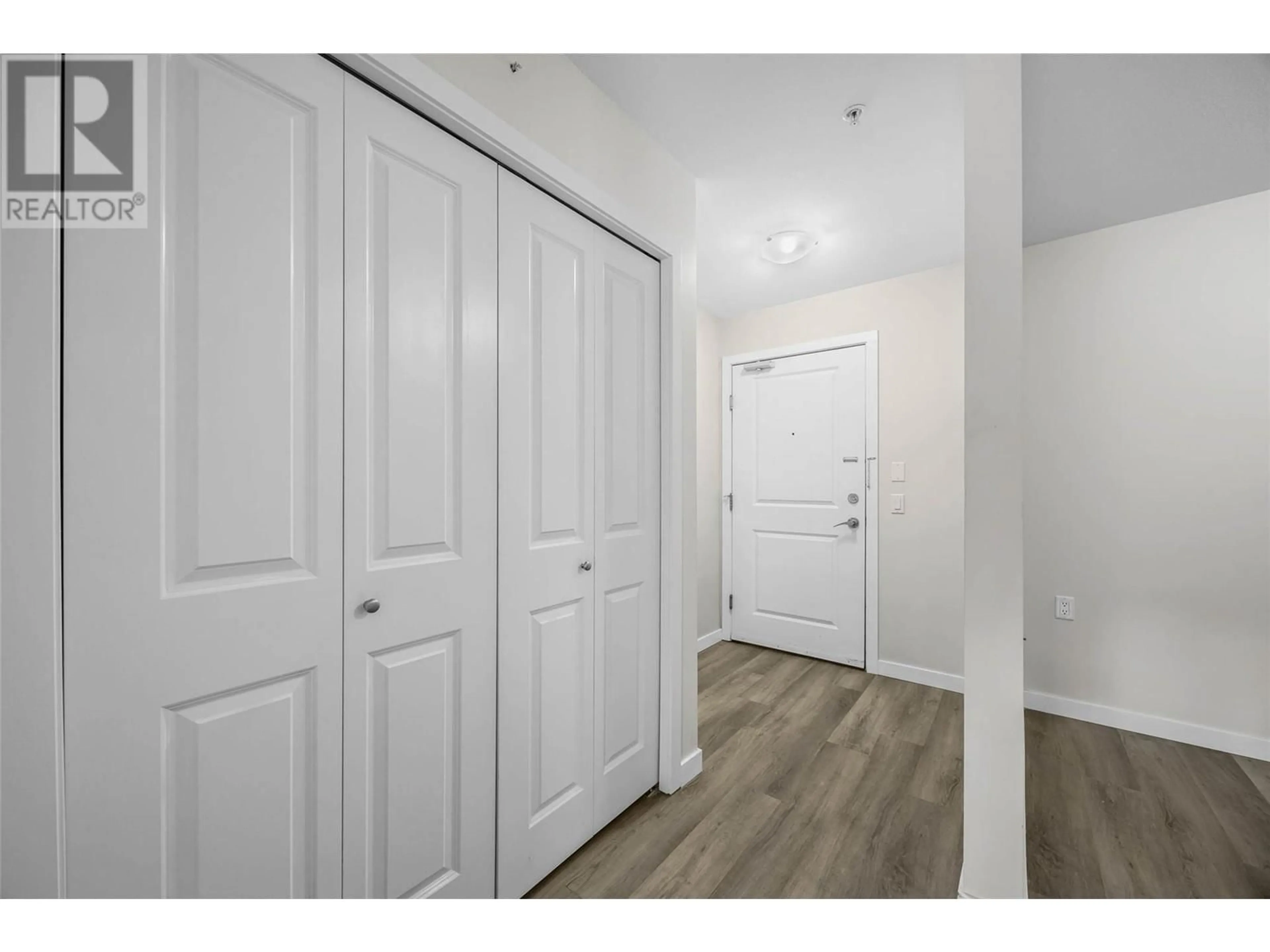 Indoor entryway for 107 - 375 CHERRY AVENUE, Kamloops British Columbia V2B0E1