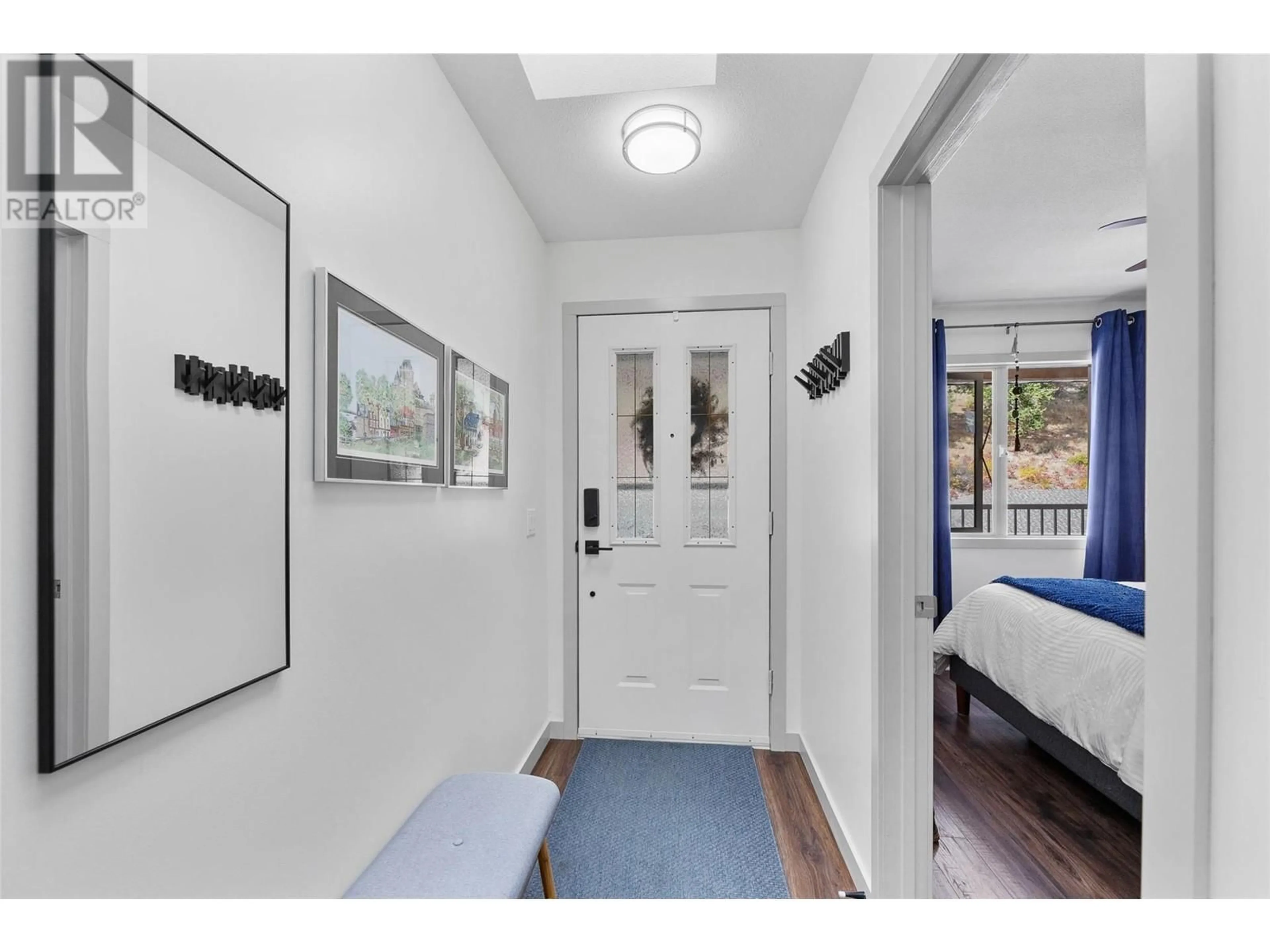 Indoor entryway for 308 - 4630 PONDEROSA DRIVE, Peachland British Columbia V0X1H5
