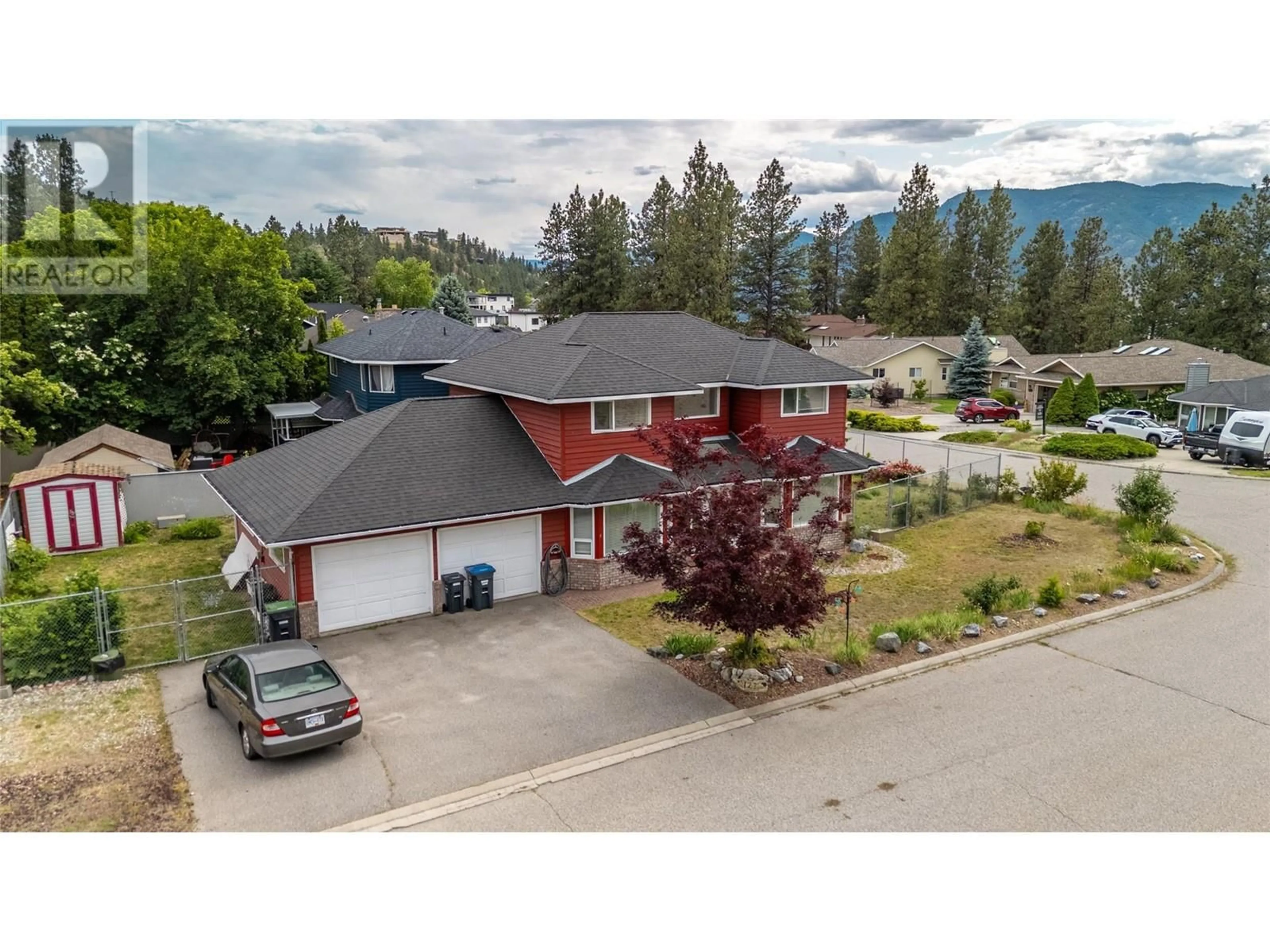 A pic from outside/outdoor area/front of a property/back of a property/a pic from drone, mountain view for 123 EVERGREEN CRESCENT, Penticton British Columbia V2A8C5