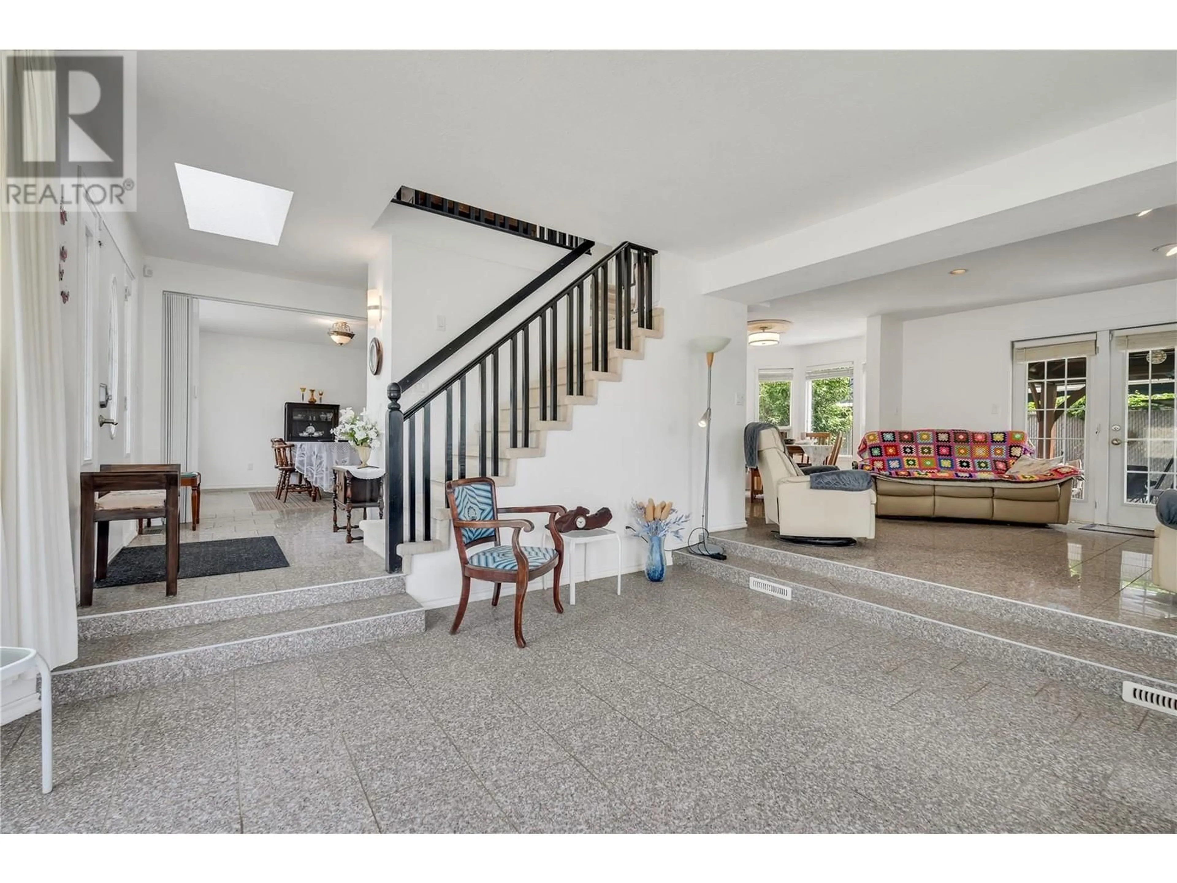 Indoor foyer for 123 EVERGREEN CRESCENT, Penticton British Columbia V2A8C5