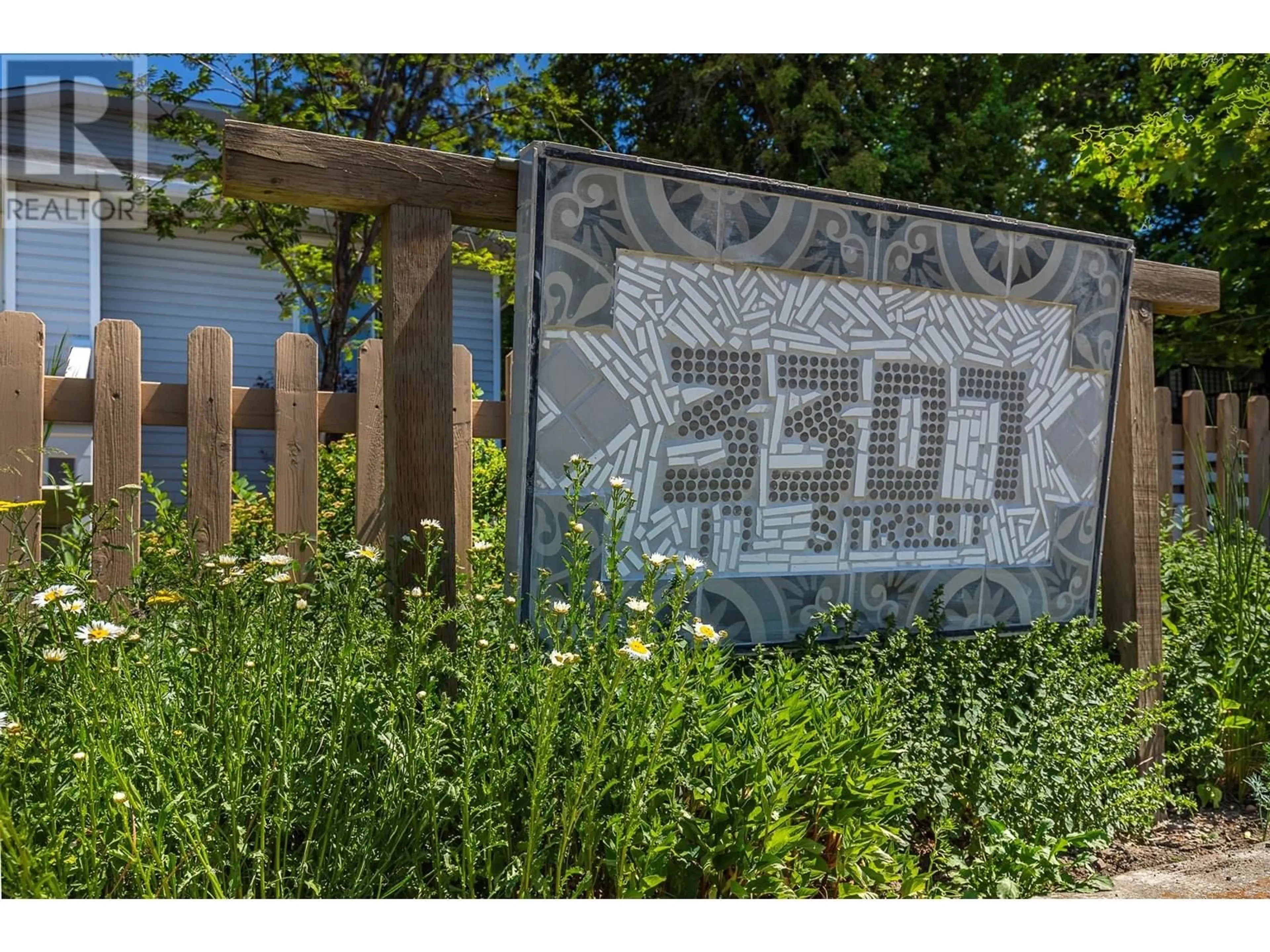 Unknown for 3307 17 STREET, Vernon British Columbia V1T3Y8
