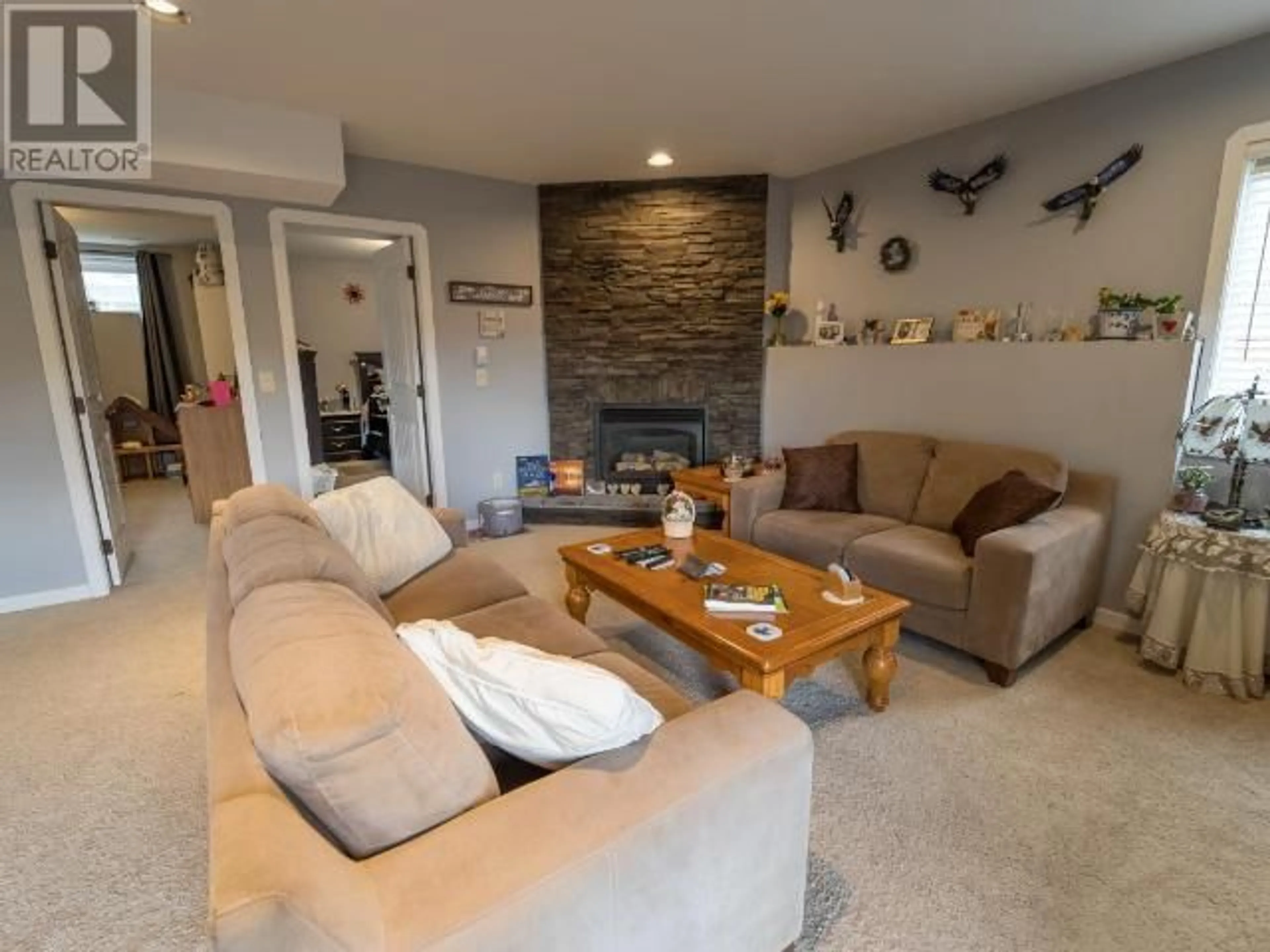 Living room with furniture, unknown for 1570 STIKINE STREET, Kamloops British Columbia V2E2T2