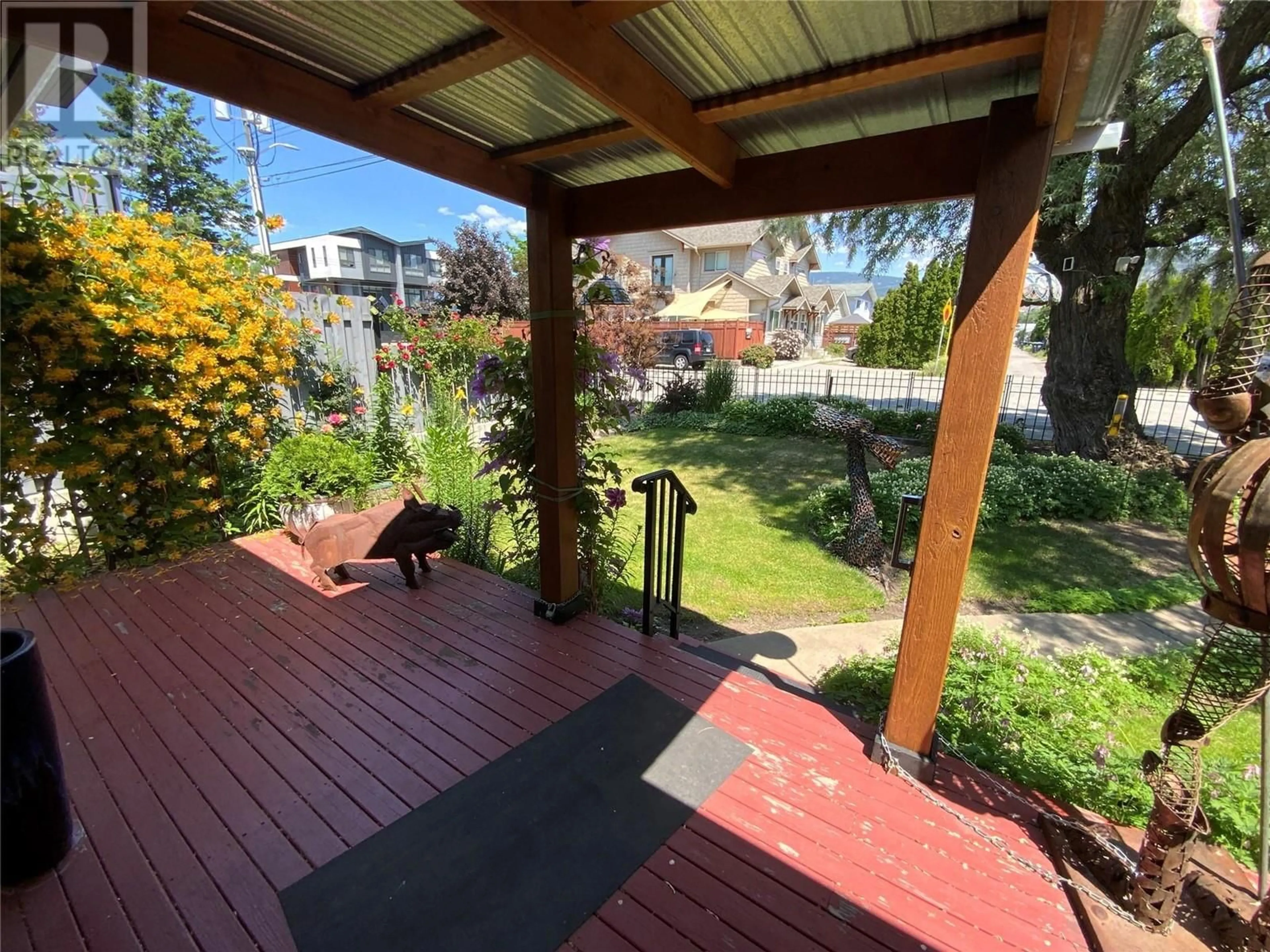 Patio, unknown for 207 MAPLE STREET, Penticton British Columbia V2A5V6