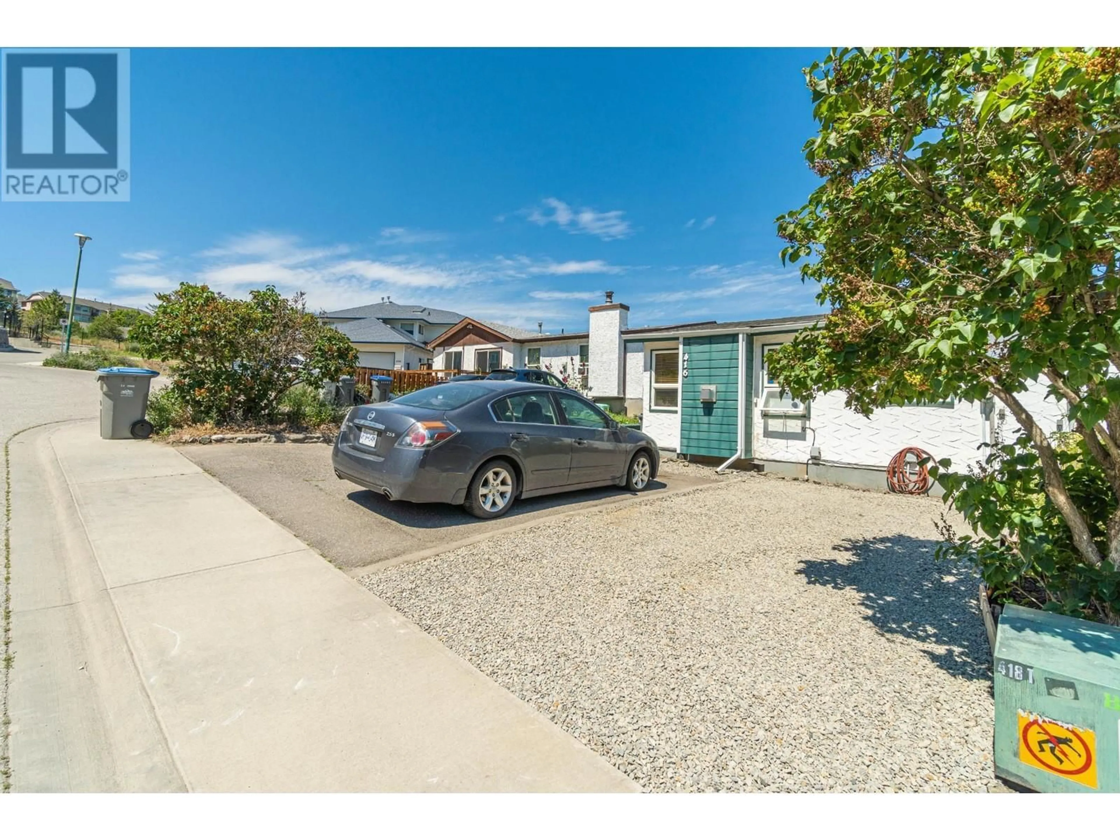 A pic from outside/outdoor area/front of a property/back of a property/a pic from drone, street for 416 WADDINGTON DRIVE, Kamloops British Columbia V2E1M5