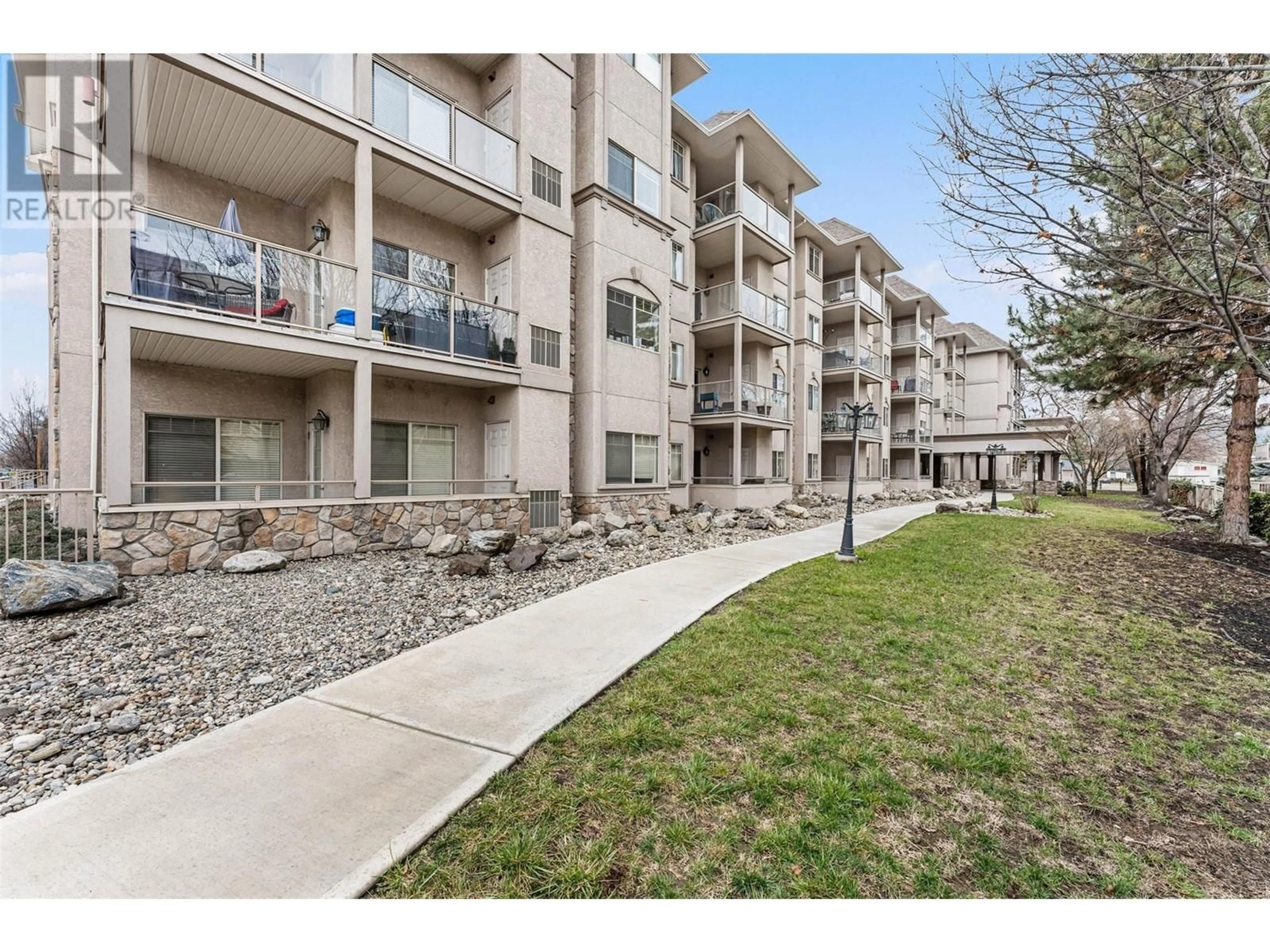Patio, unknown for 206 - 1007 HARVEY AVENUE, Kelowna British Columbia V1Y6E4