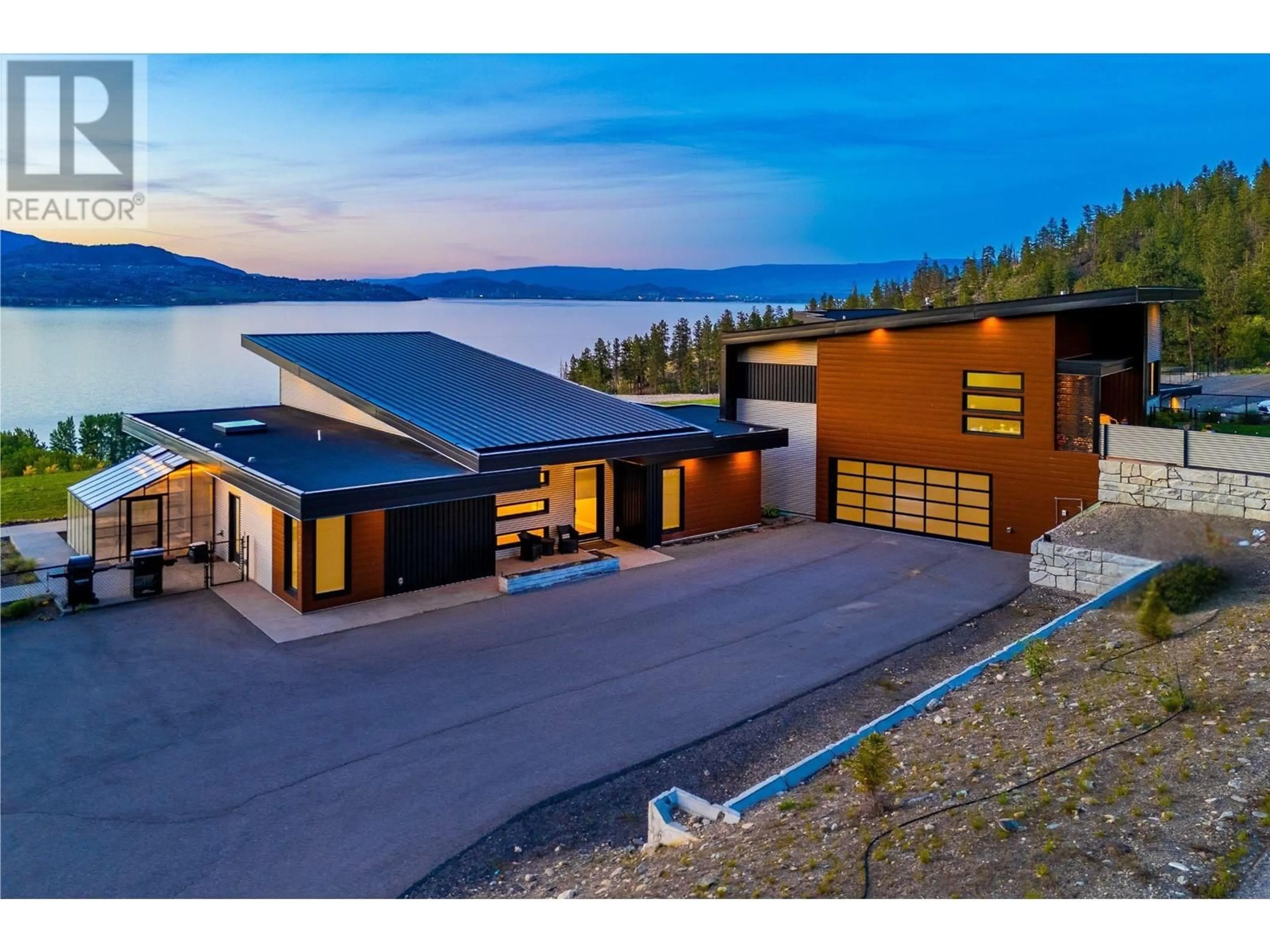 Unknown for 6101 LAKESHORE ROAD, Kelowna British Columbia V1W4J5