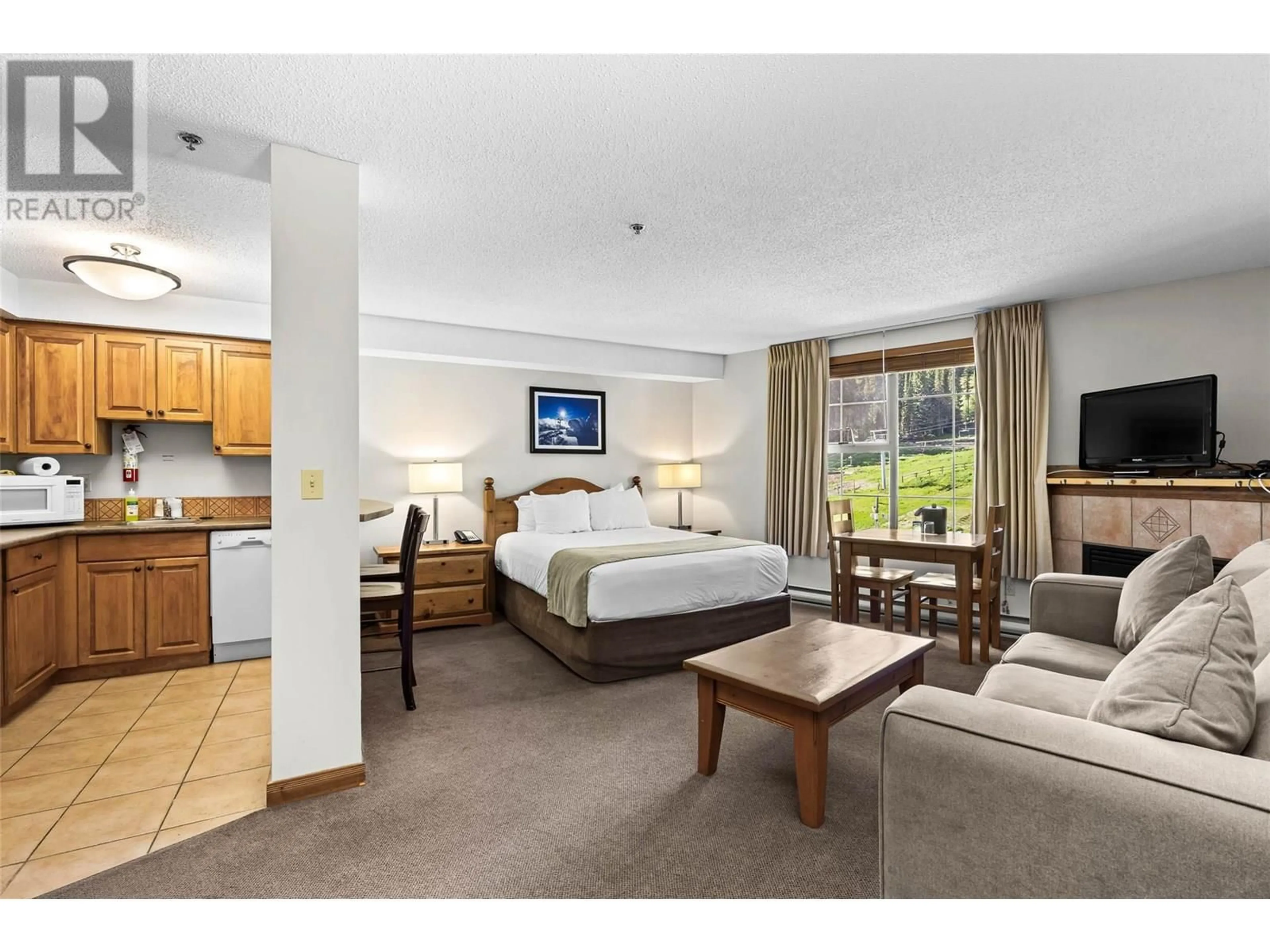 A pic of a room for 314 - 3160 CREEKSIDE WAY, Sun Peaks British Columbia V0E5N0