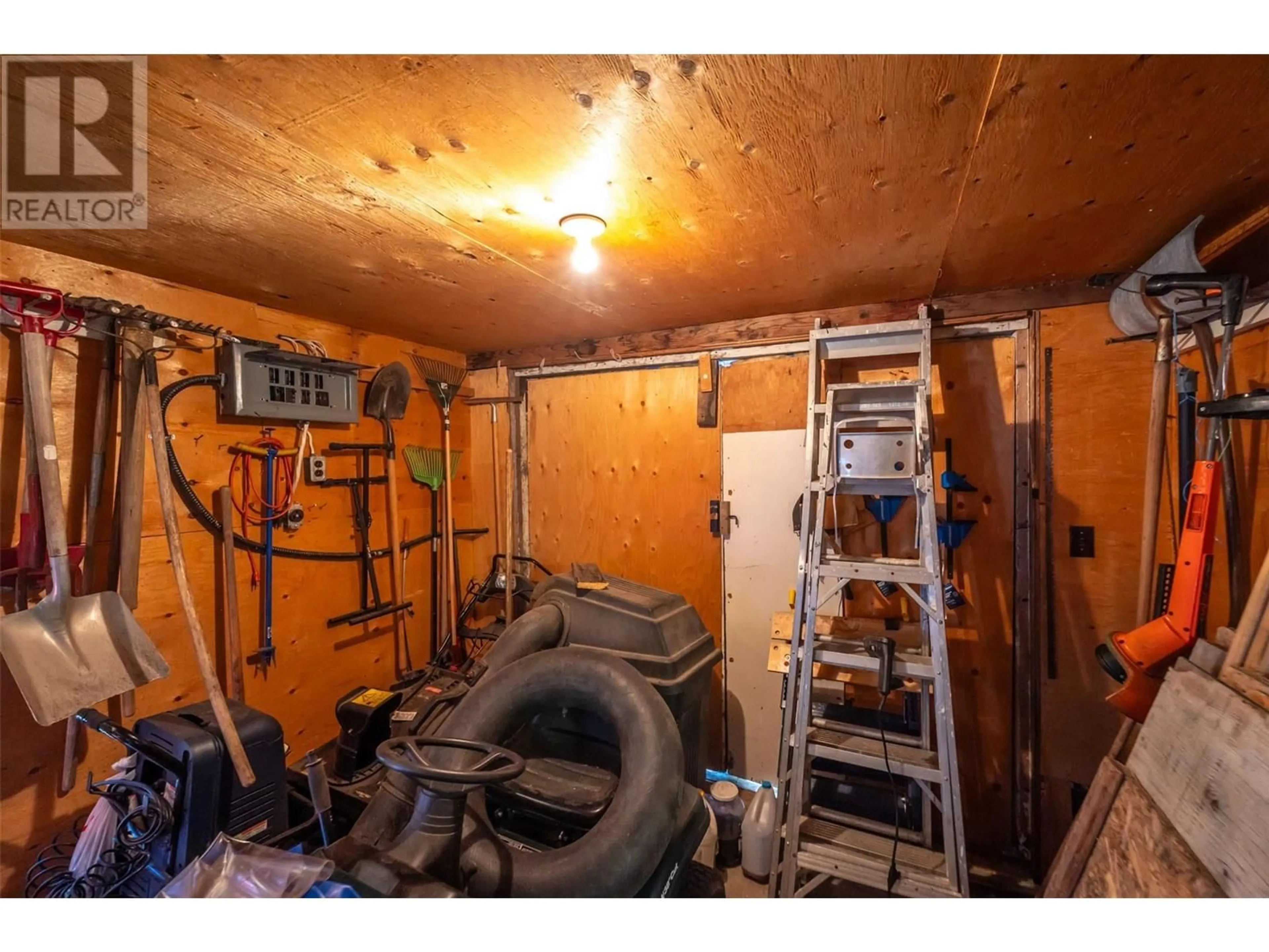 Unknown for 5805 OKANAGAN STREET, Oliver British Columbia V0H1T0