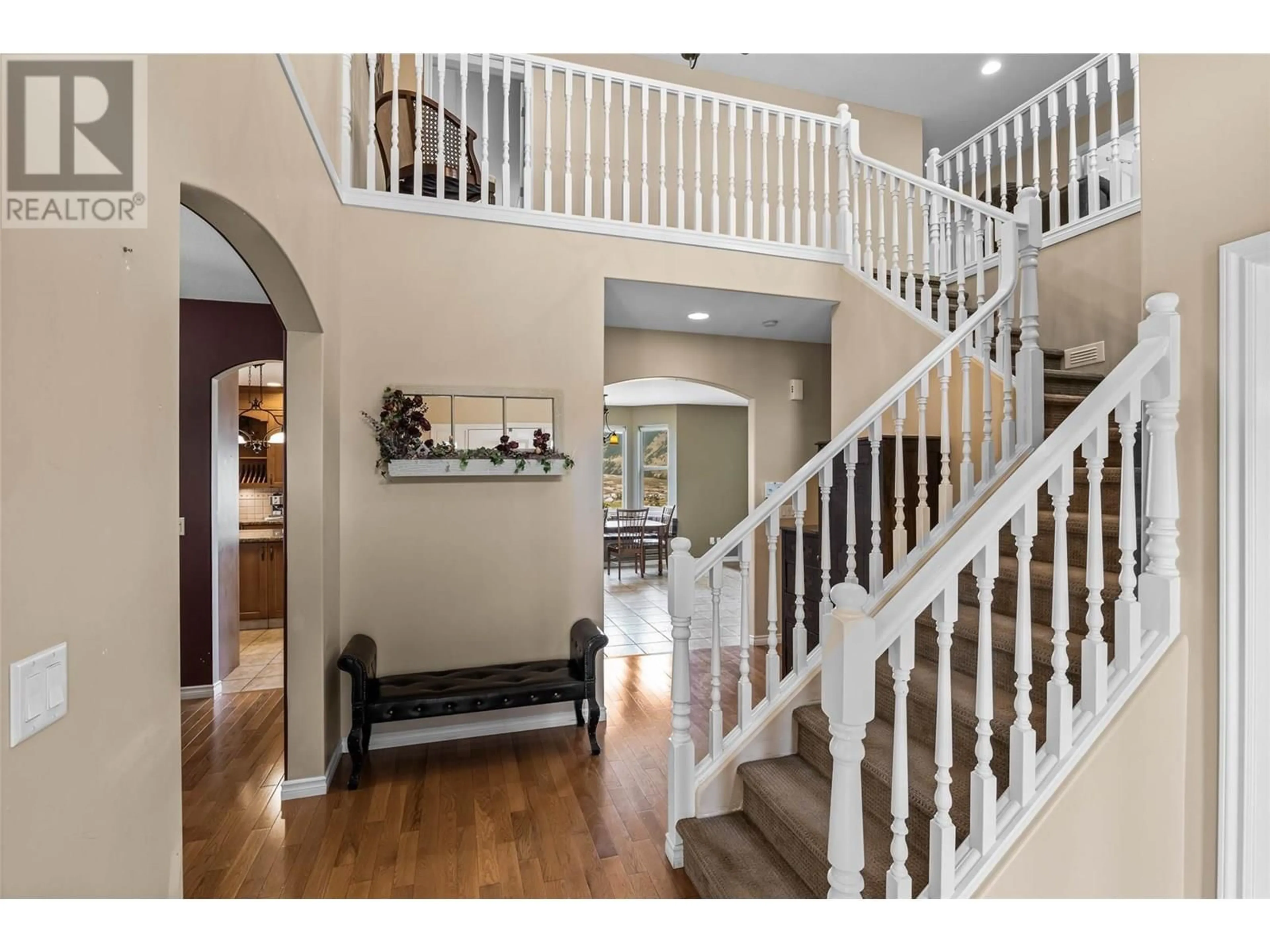 Indoor entryway for 877 QUAIL DRIVE, Kamloops British Columbia V2B8P2