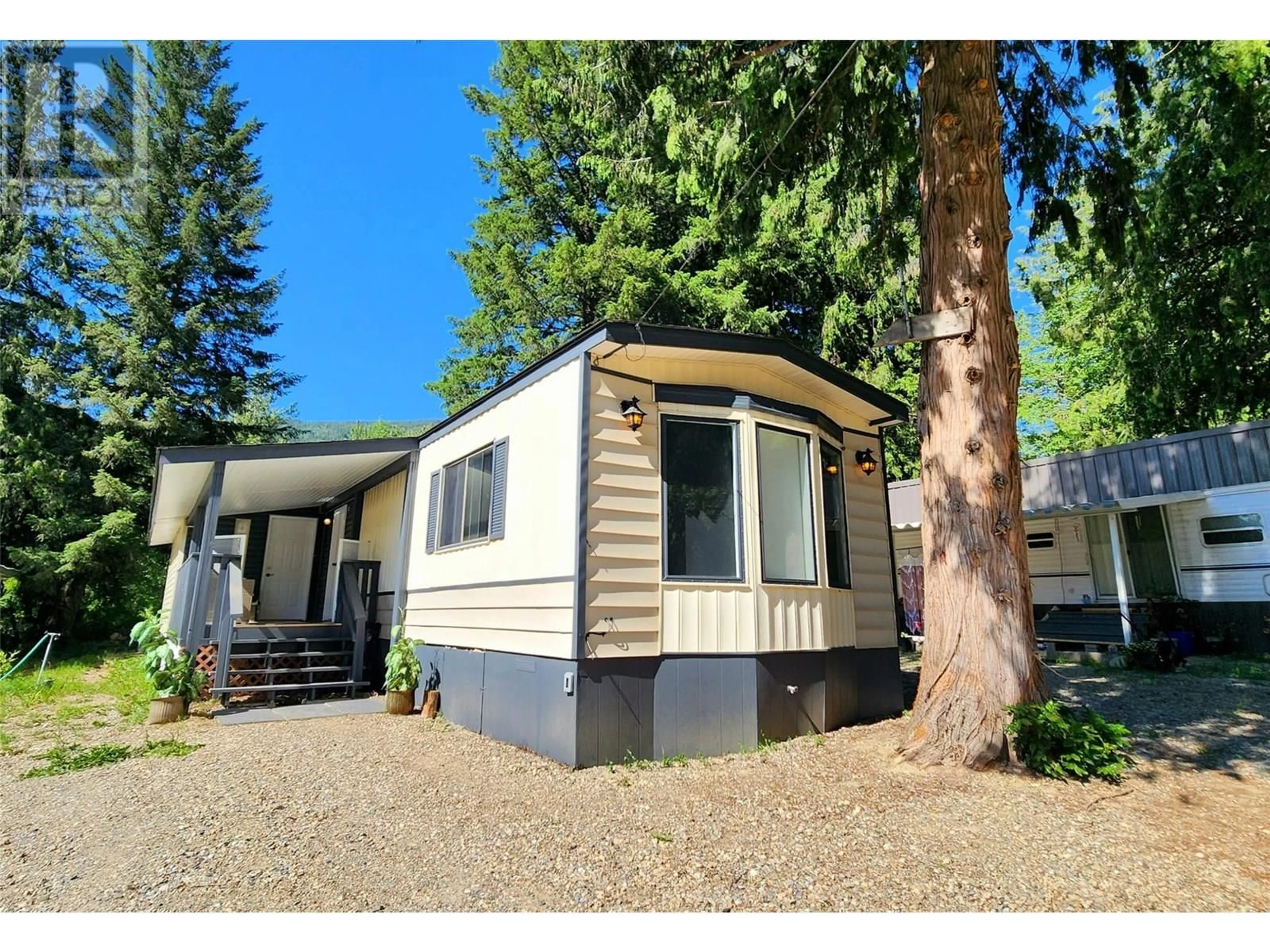 Home with vinyl exterior material, street for 2 - 959 MABEL LAKE ROAD, Enderby British Columbia V4Y4K7