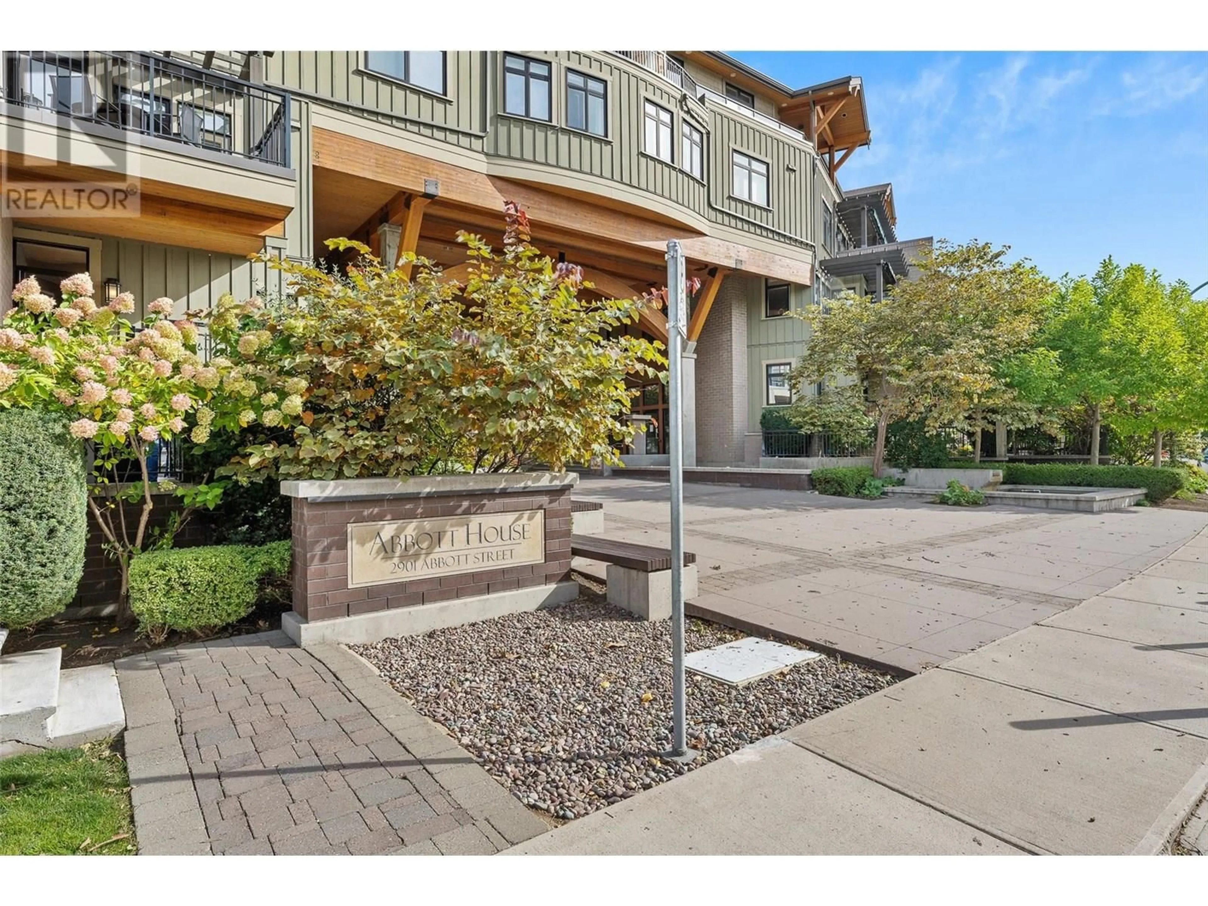 Unknown for 402 - 2901 ABBOTT STREET, Kelowna British Columbia V1Y1G7