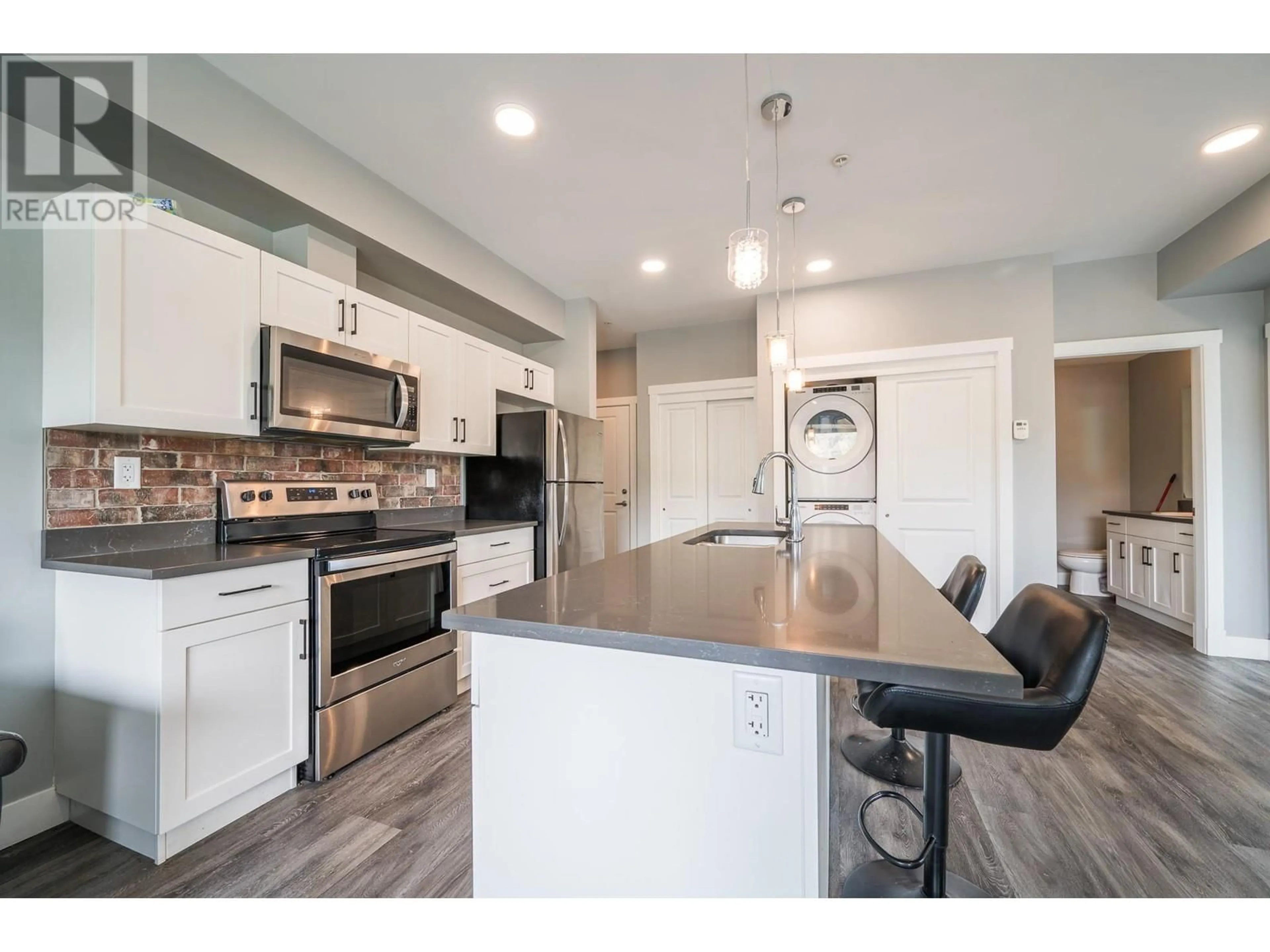 Open concept kitchen, unknown for 411 - 280 TRANQUILLE ROAD, Kamloops British Columbia V2B0J1
