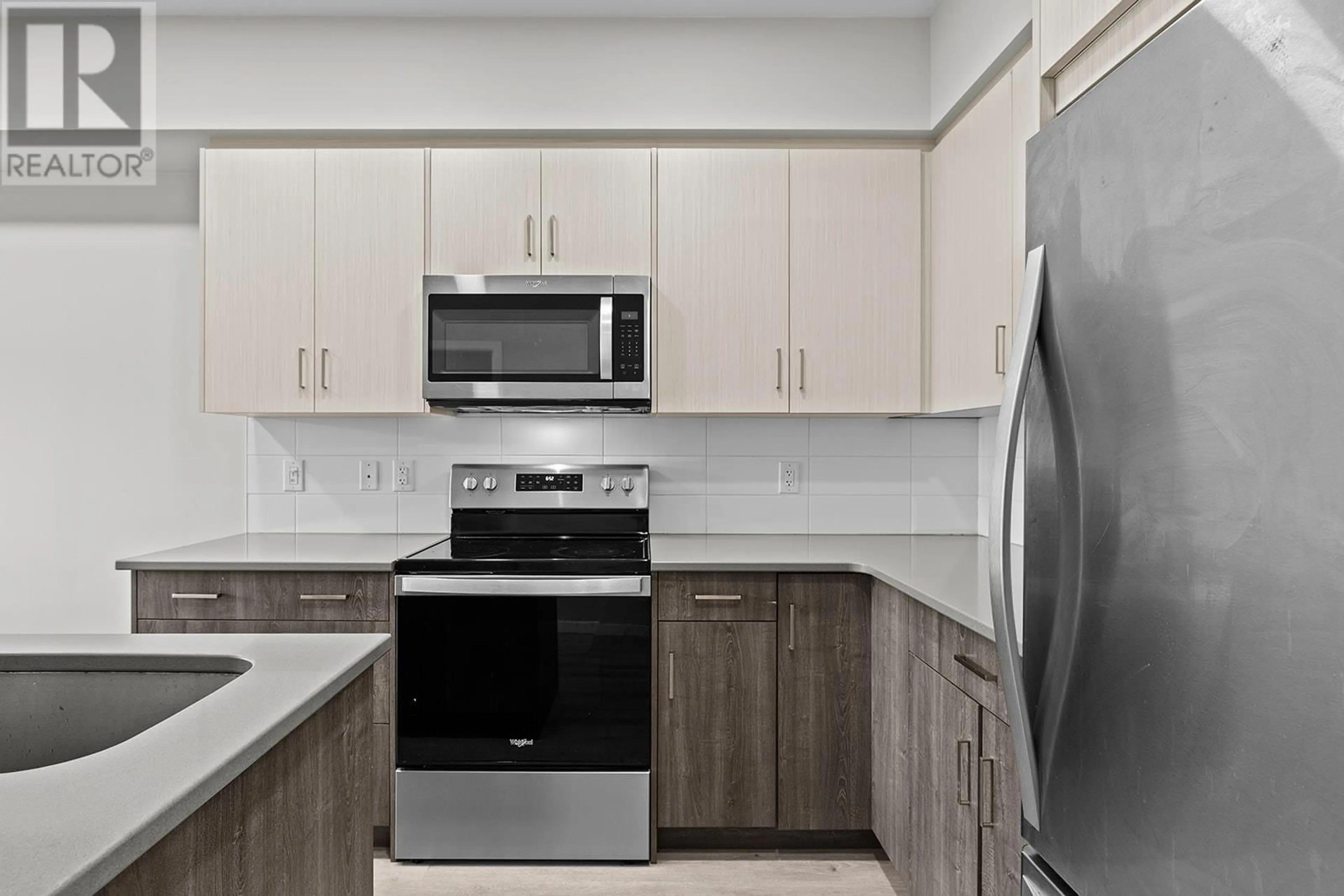 Standard kitchen, unknown for 323 - 2301 CARRINGTON ROAD, West Kelowna British Columbia V4T0E2