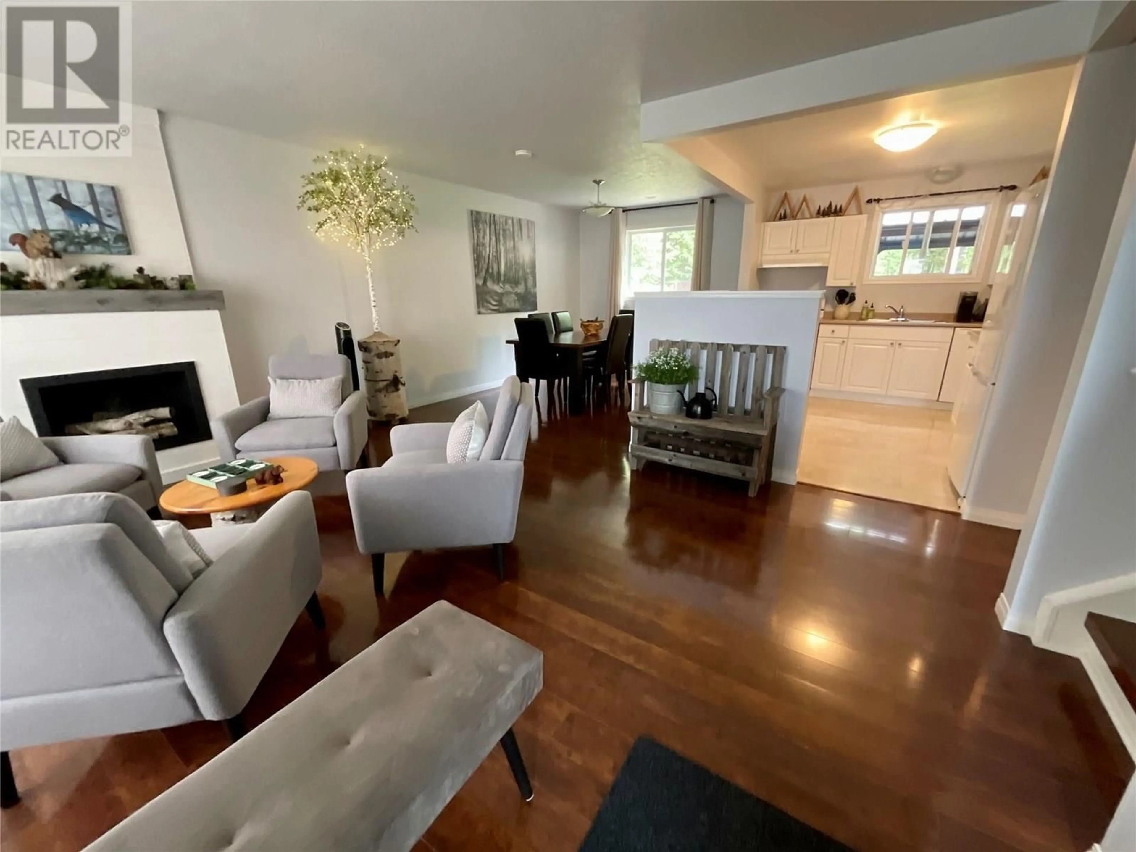 Living room with furniture, unknown for 132 BABCOCK AVENUE, Tumbler Ridge British Columbia V0C2W0