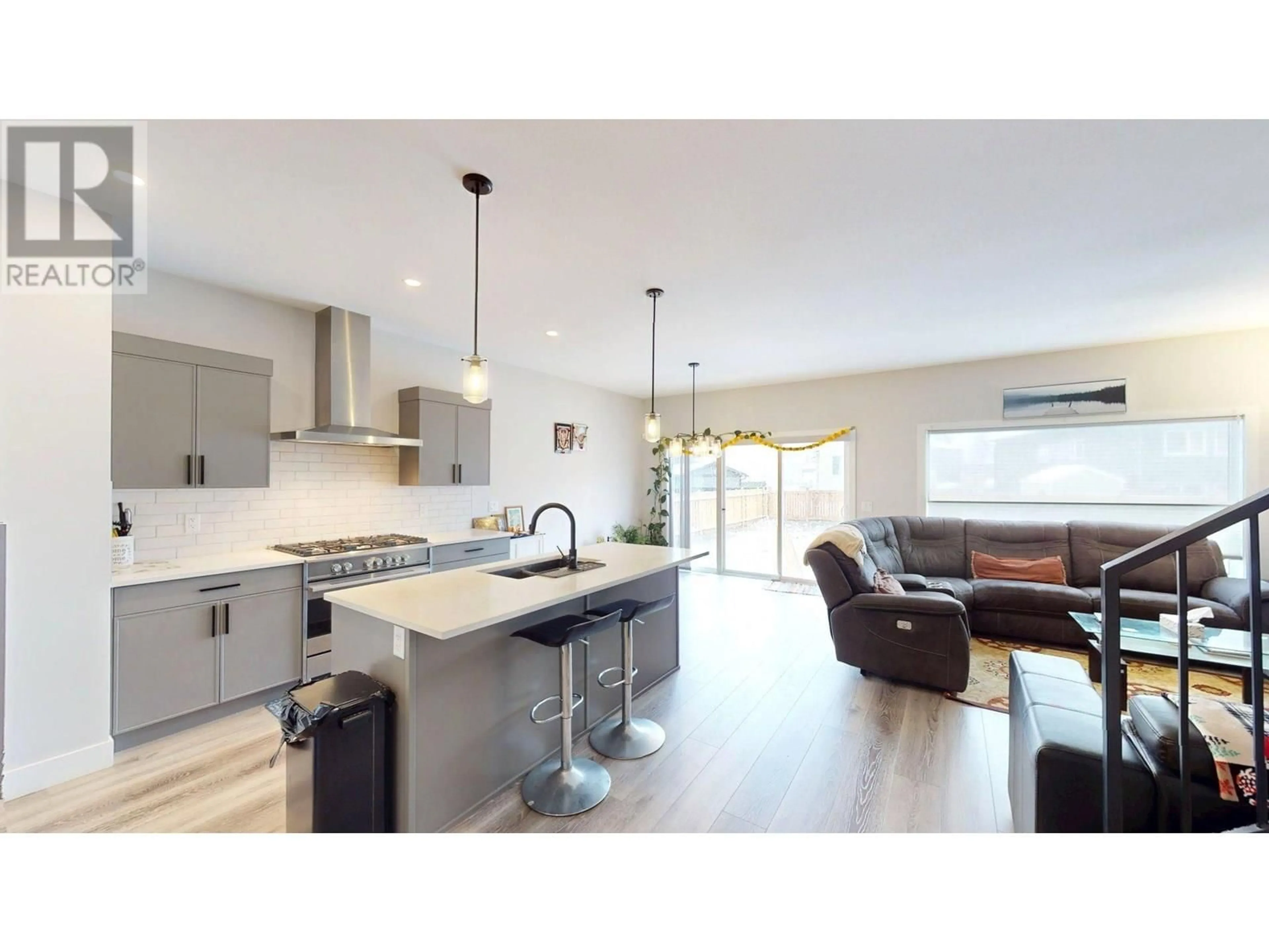 Open concept kitchen, unknown for 1350 CHERRYWOOD BOULEVARD, Sparwood British Columbia V0B2G2