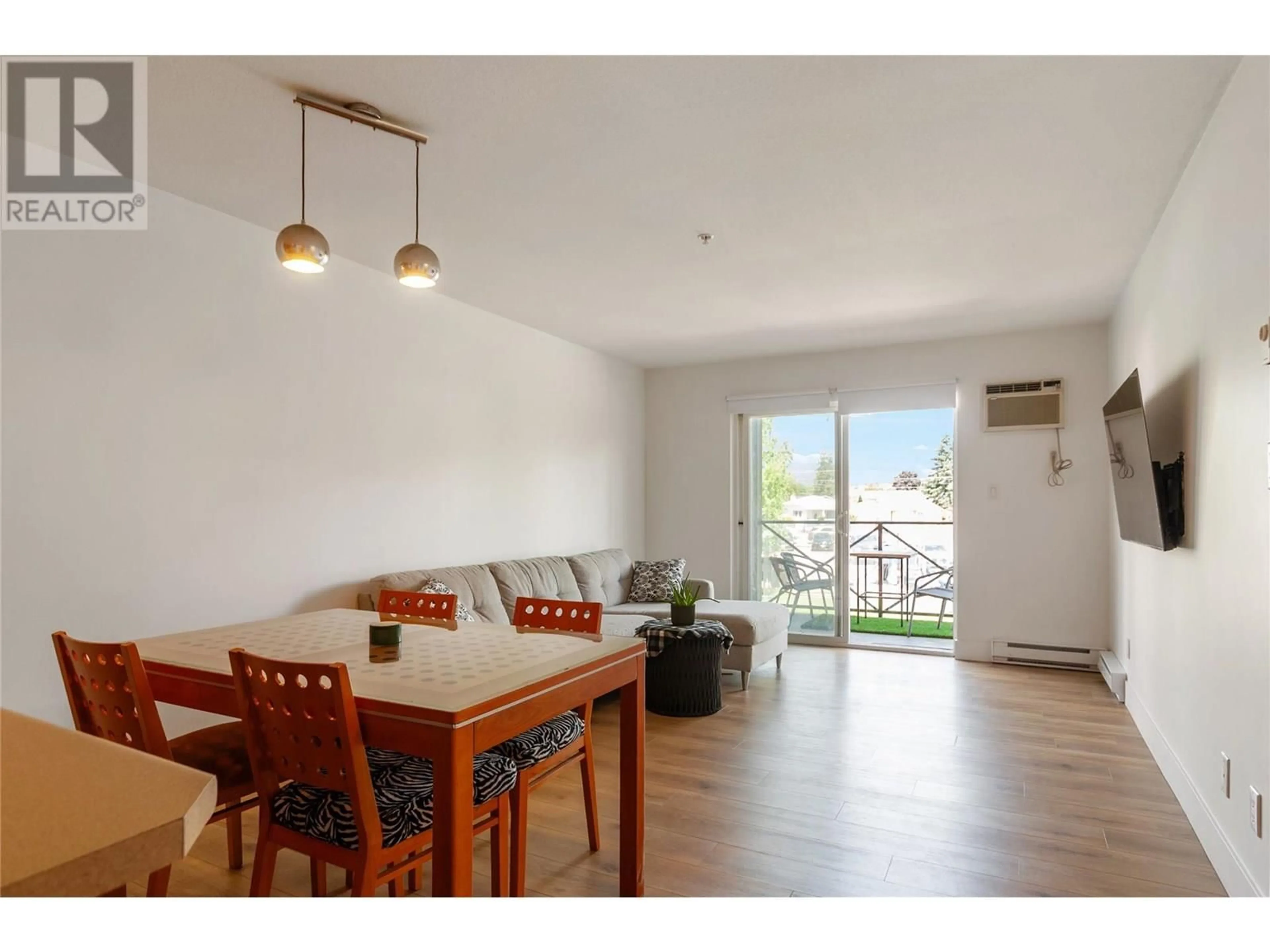 Unknown for 206 - 246 HASTINGS AVENUE, Penticton British Columbia V2A2V6