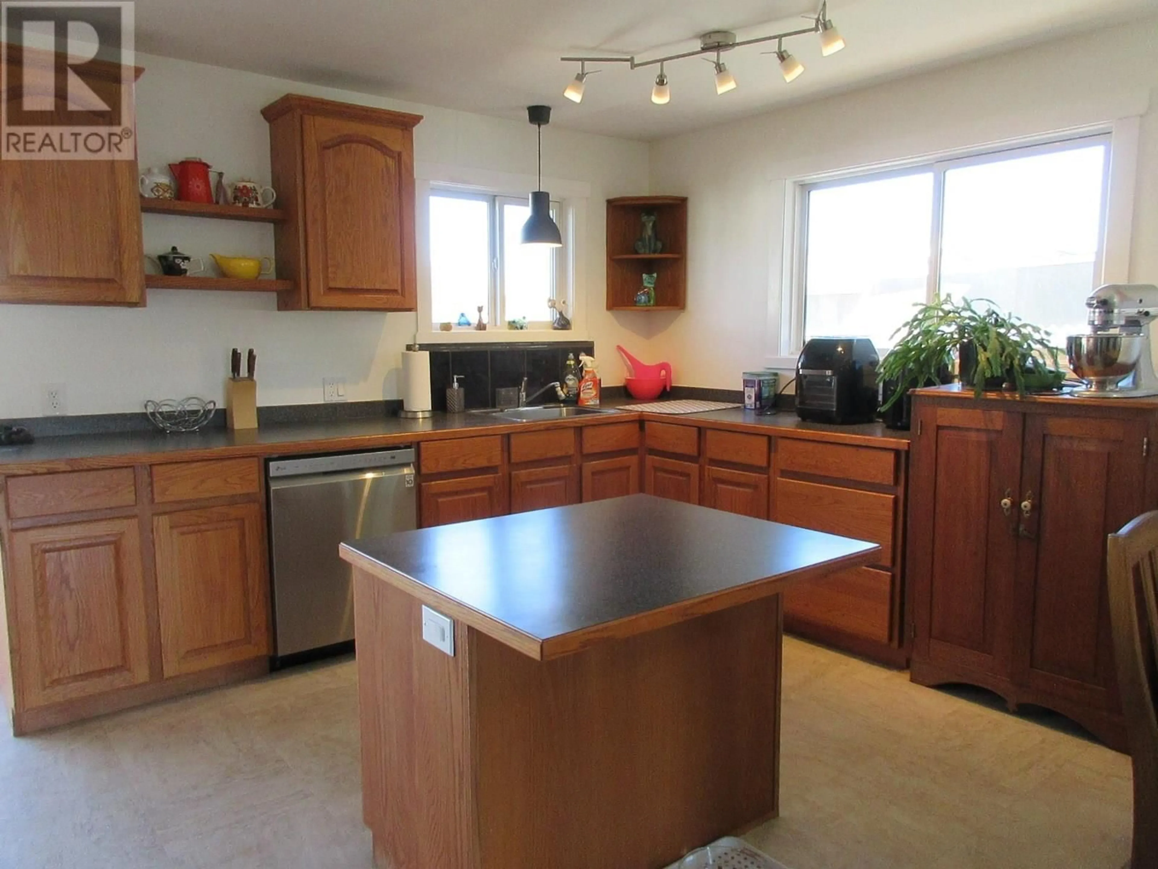 Open concept kitchen, unknown for 2563 COUTLEE AVENUE, Merritt British Columbia V1K1B8