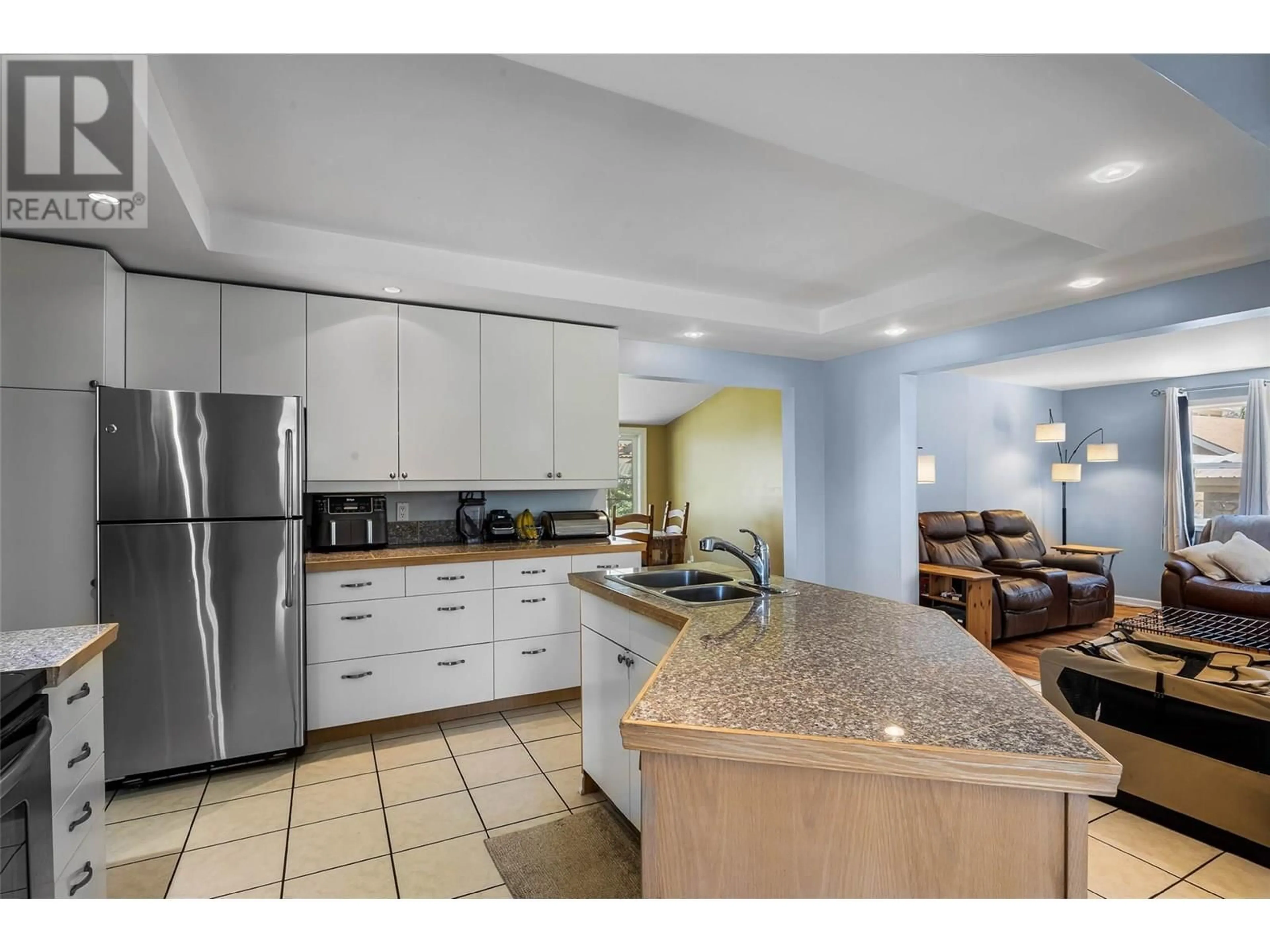Open concept kitchen, ceramic/tile floor for 755 CRESTLINE STREET, Kamloops British Columbia V2B5X2
