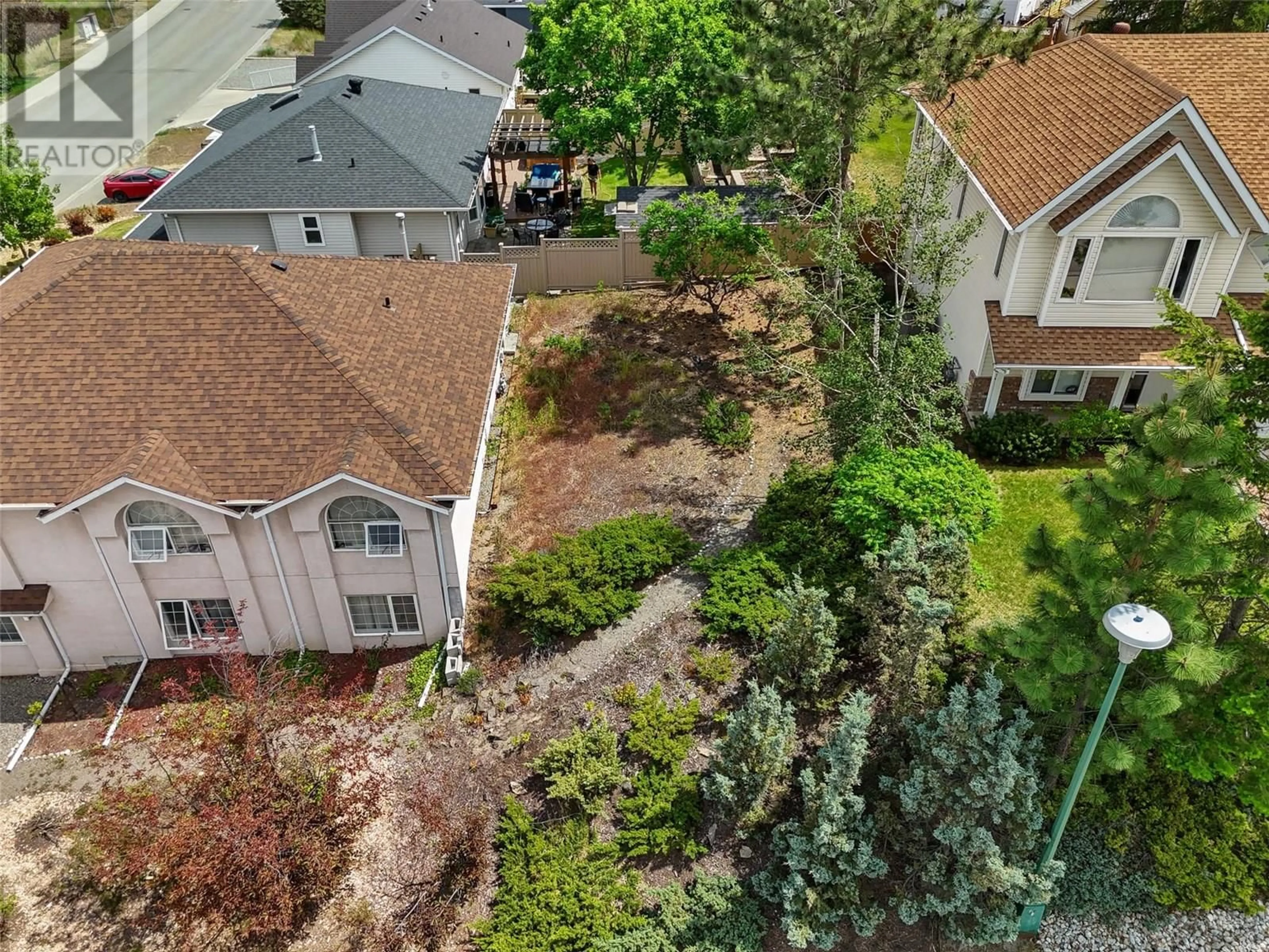 A pic from outside/outdoor area/front of a property/back of a property/a pic from drone, city buildings view from balcony for 587 MONARCH DRIVE, Kamloops British Columbia V2E2L9
