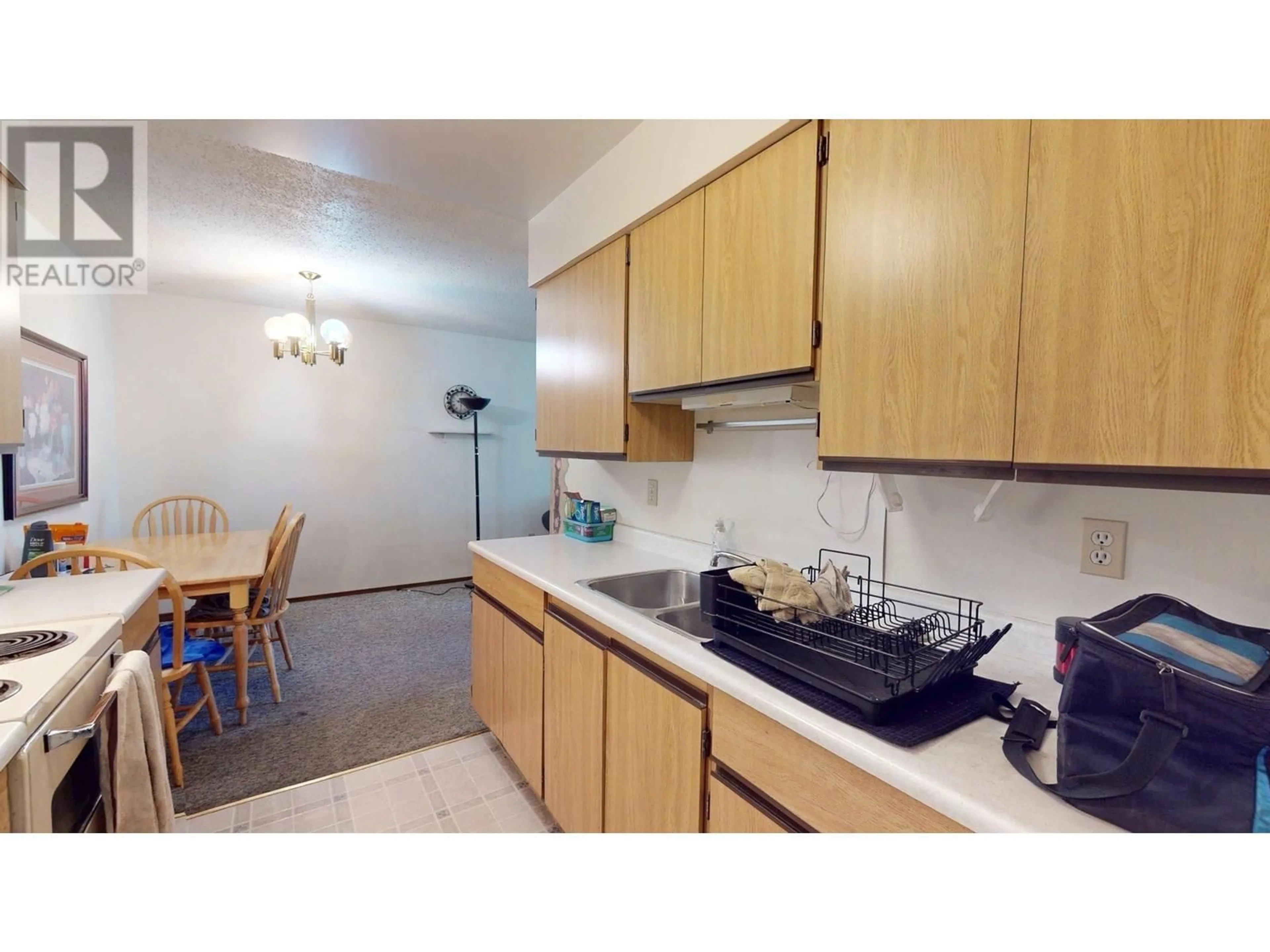 Standard kitchen, unknown for 105 - 775 BALMER CRESCENT, Elkford British Columbia V0B1H0