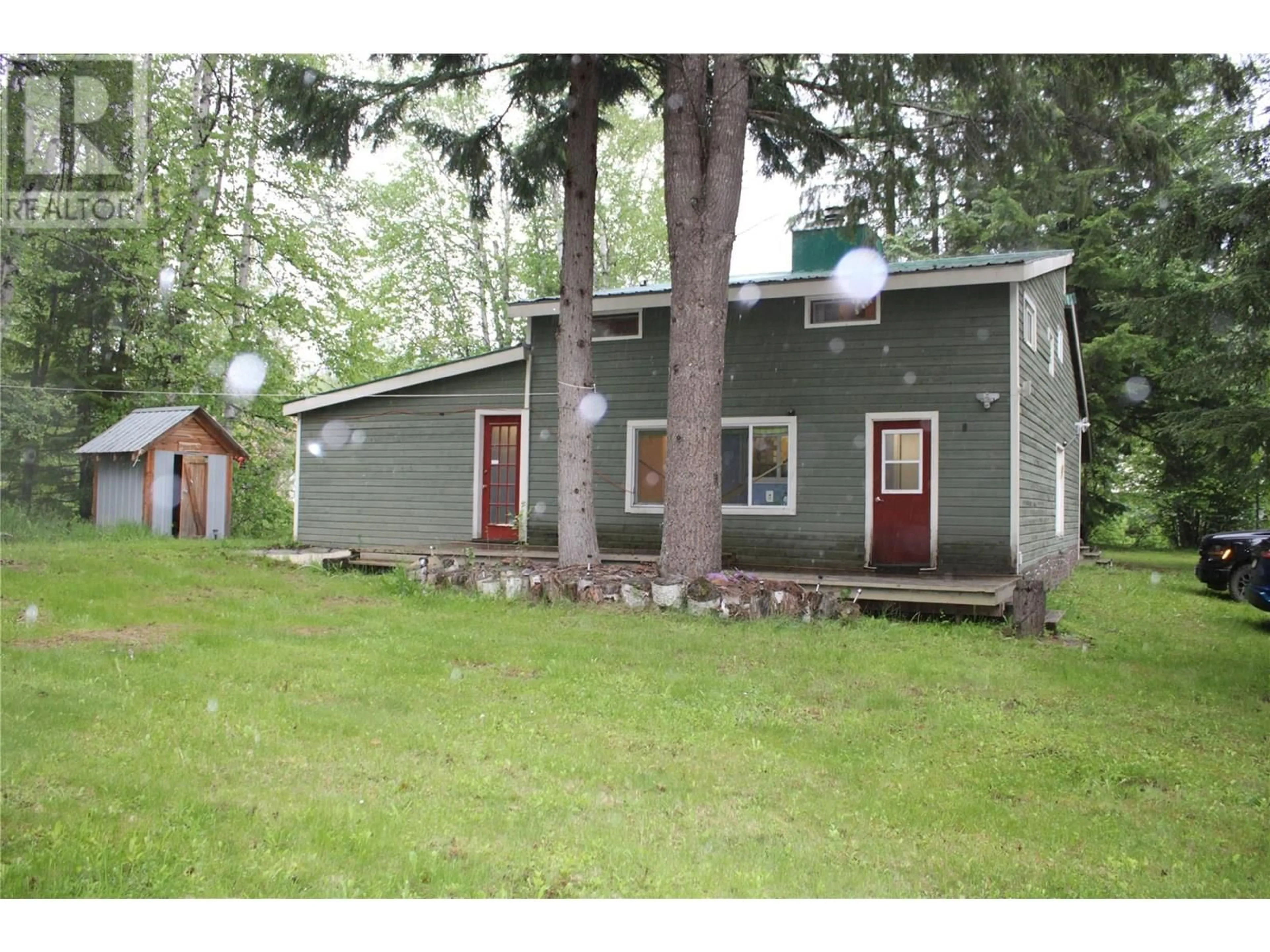 Home with vinyl exterior material, unknown for 1281 HOSKINS ROAD, Seymour Arm British Columbia V0E2V2