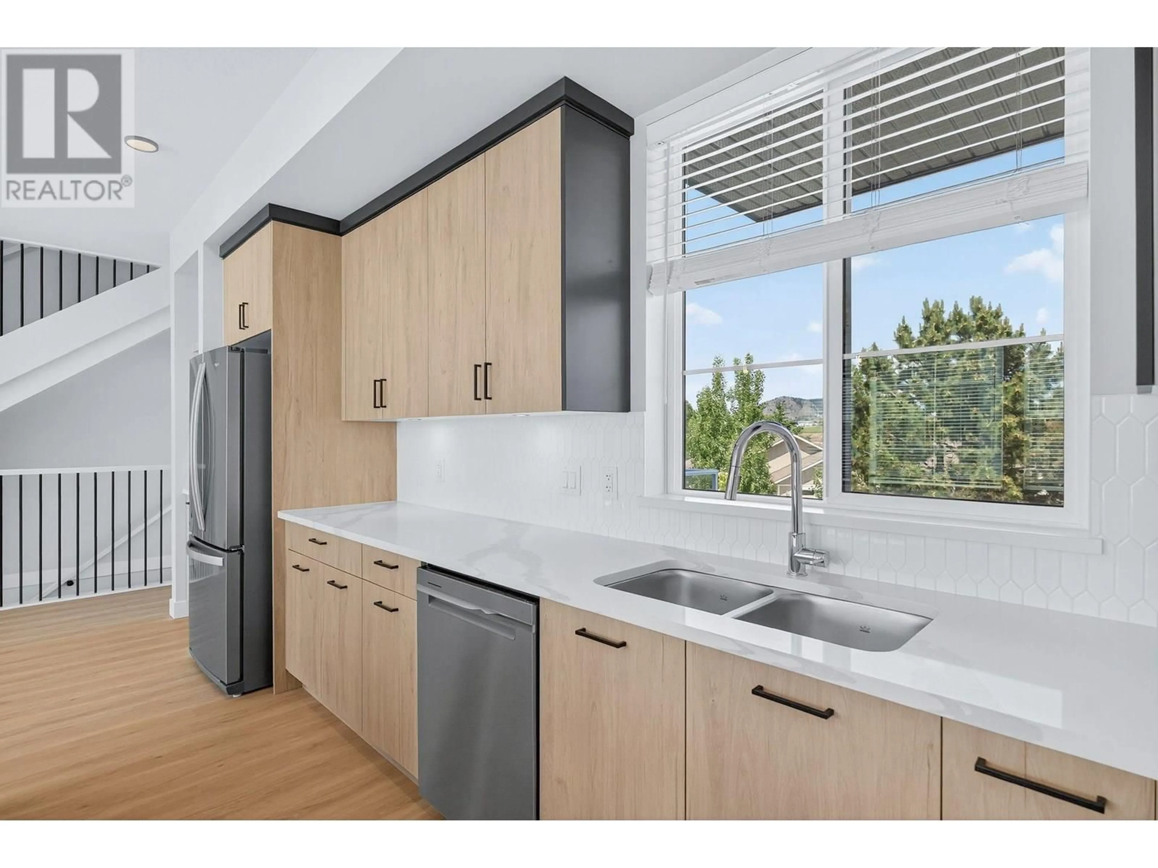 Unknown for 201 - 4025 GELLATLY ROAD, West Kelowna British Columbia V4T0E6
