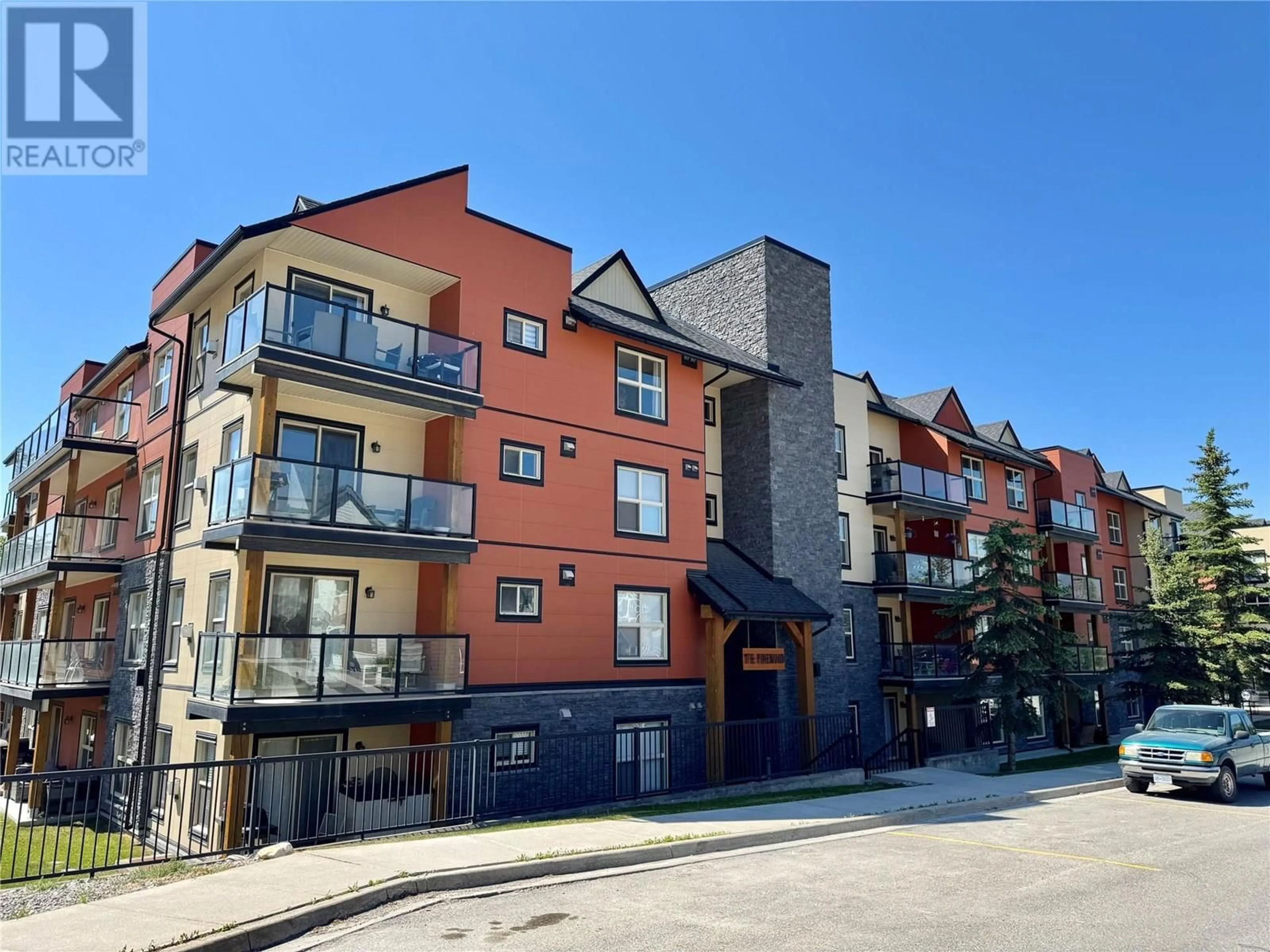 A pic from outside/outdoor area/front of a property/back of a property/a pic from drone, unknown for 1301 - 4884 STANLEY STREET, Radium Hot Springs British Columbia V0A1M0