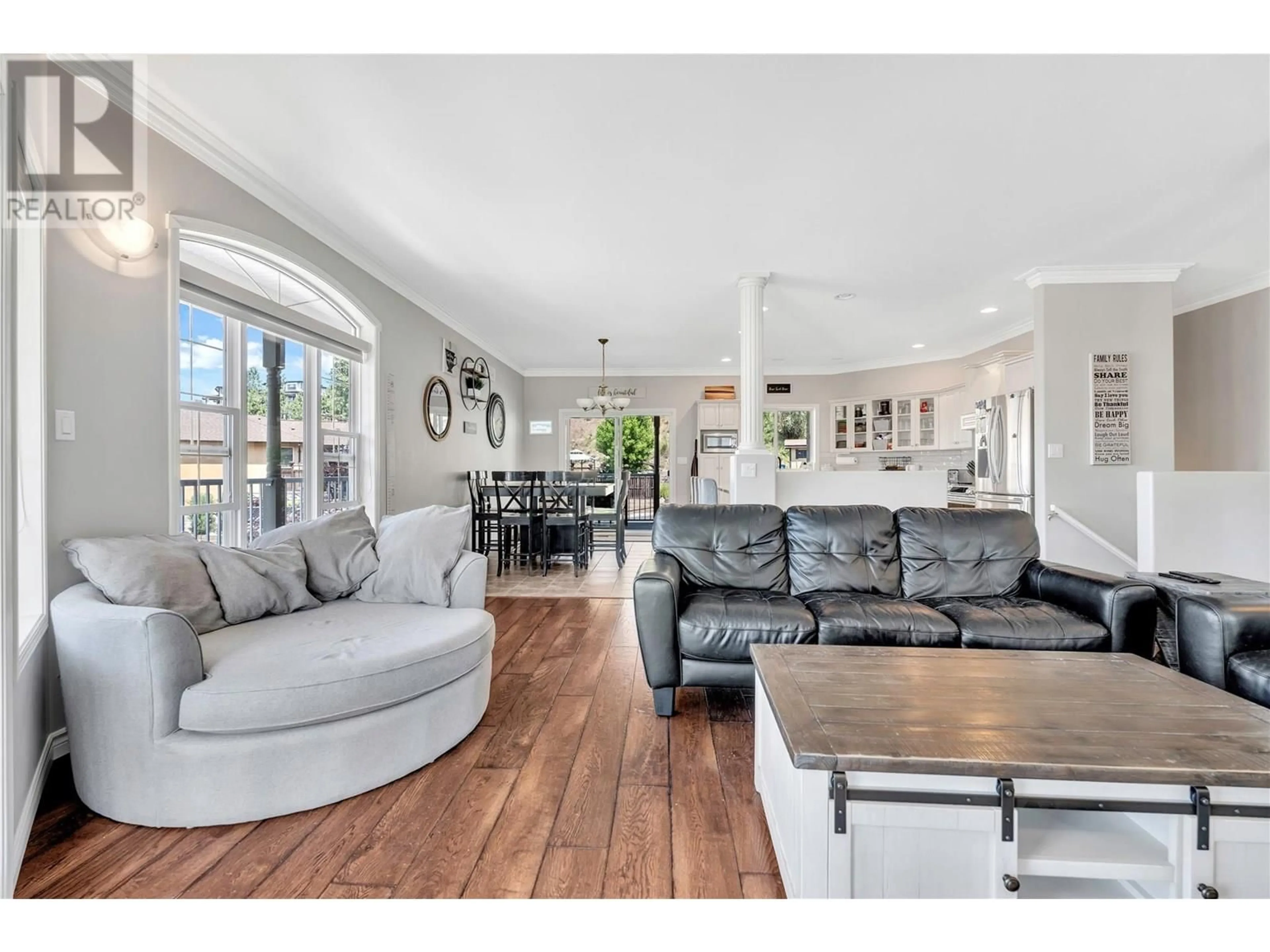Open concept kitchen, unknown for 2956 EVERGREEN DRIVE, Penticton British Columbia V2A9A8