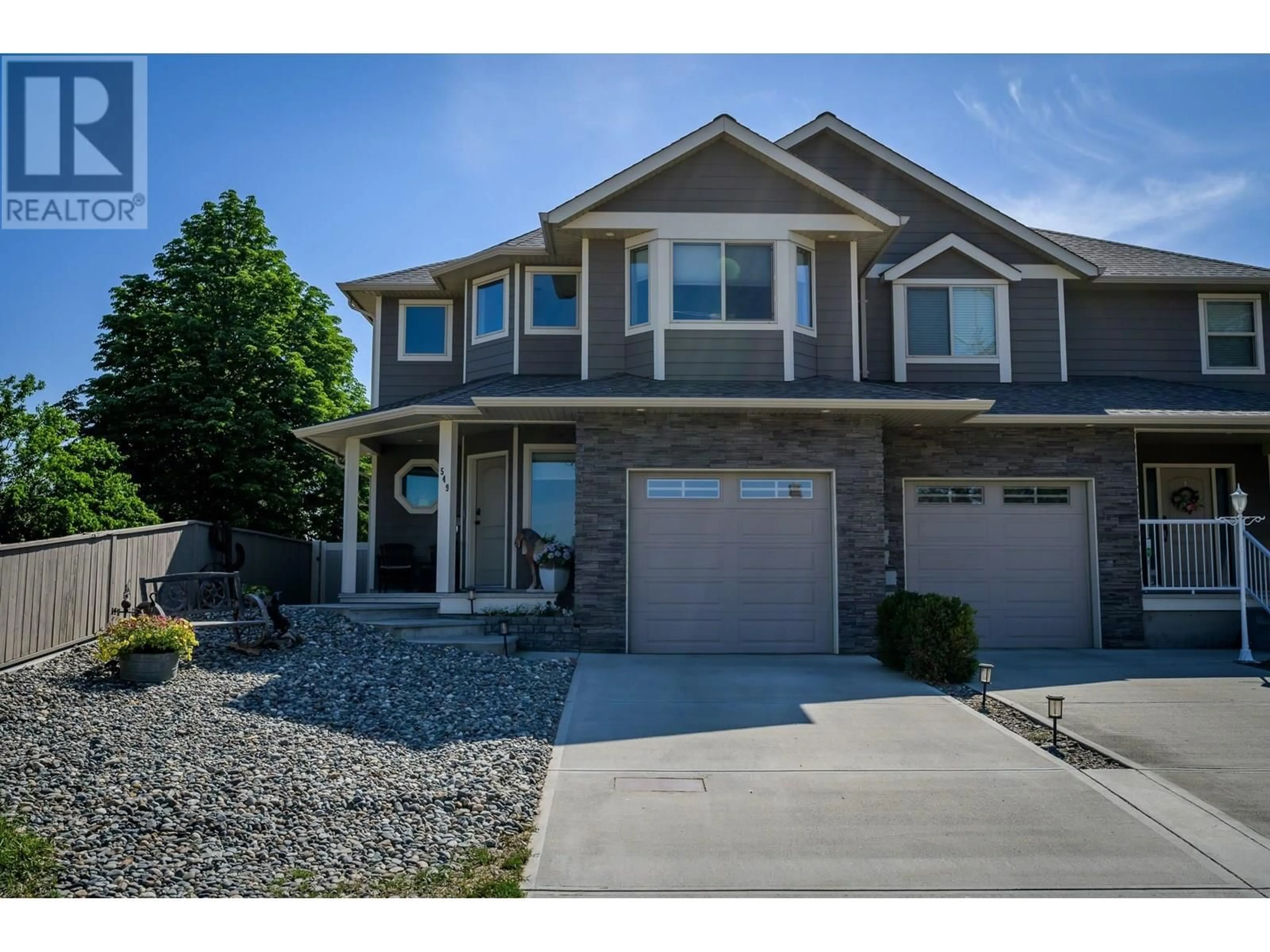 Home with vinyl exterior material, street for 549 SINGH STREET, Kamloops British Columbia V2B5C3