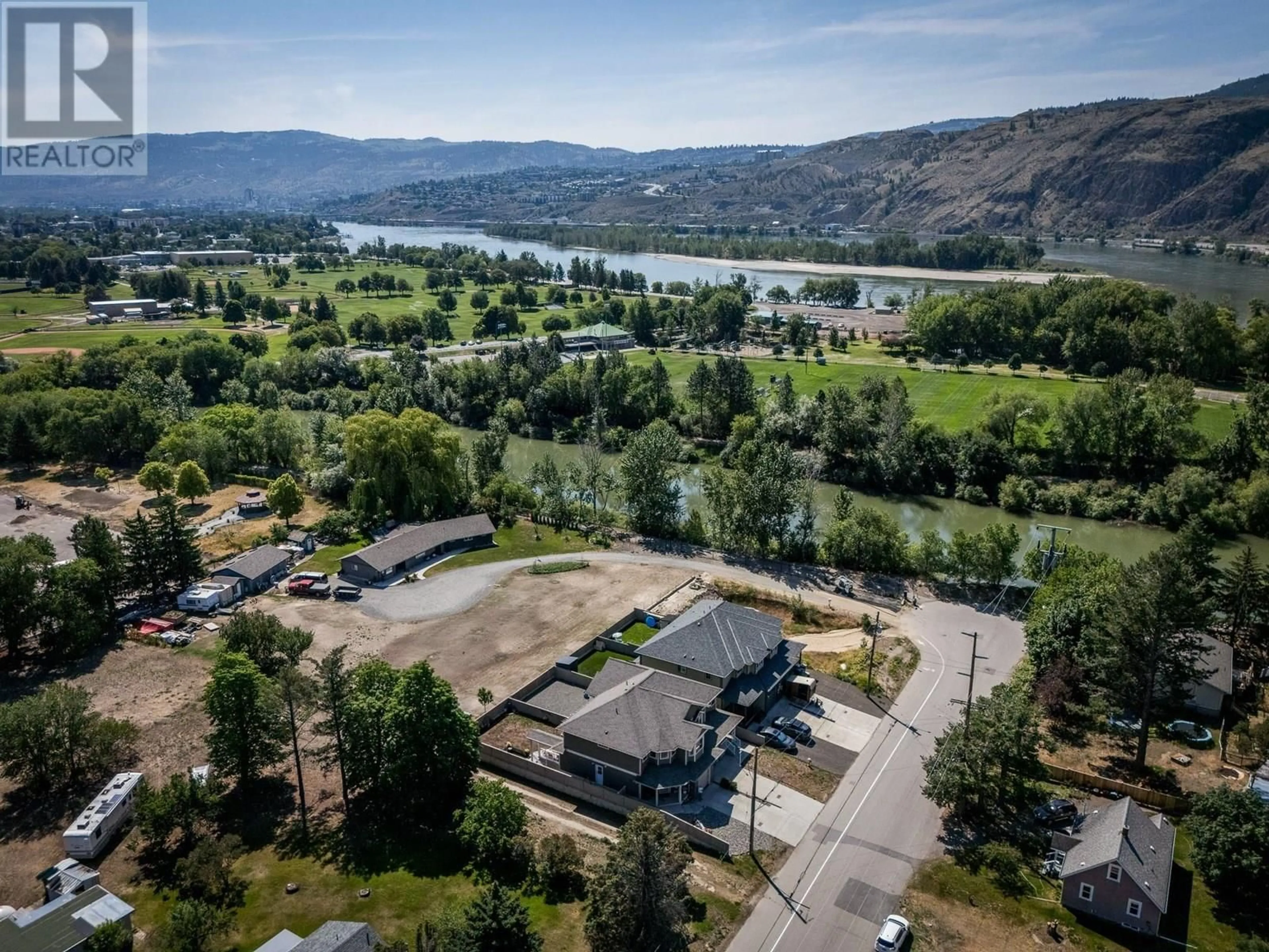 A pic from outside/outdoor area/front of a property/back of a property/a pic from drone, mountain view for 549 SINGH STREET, Kamloops British Columbia V2B5C3