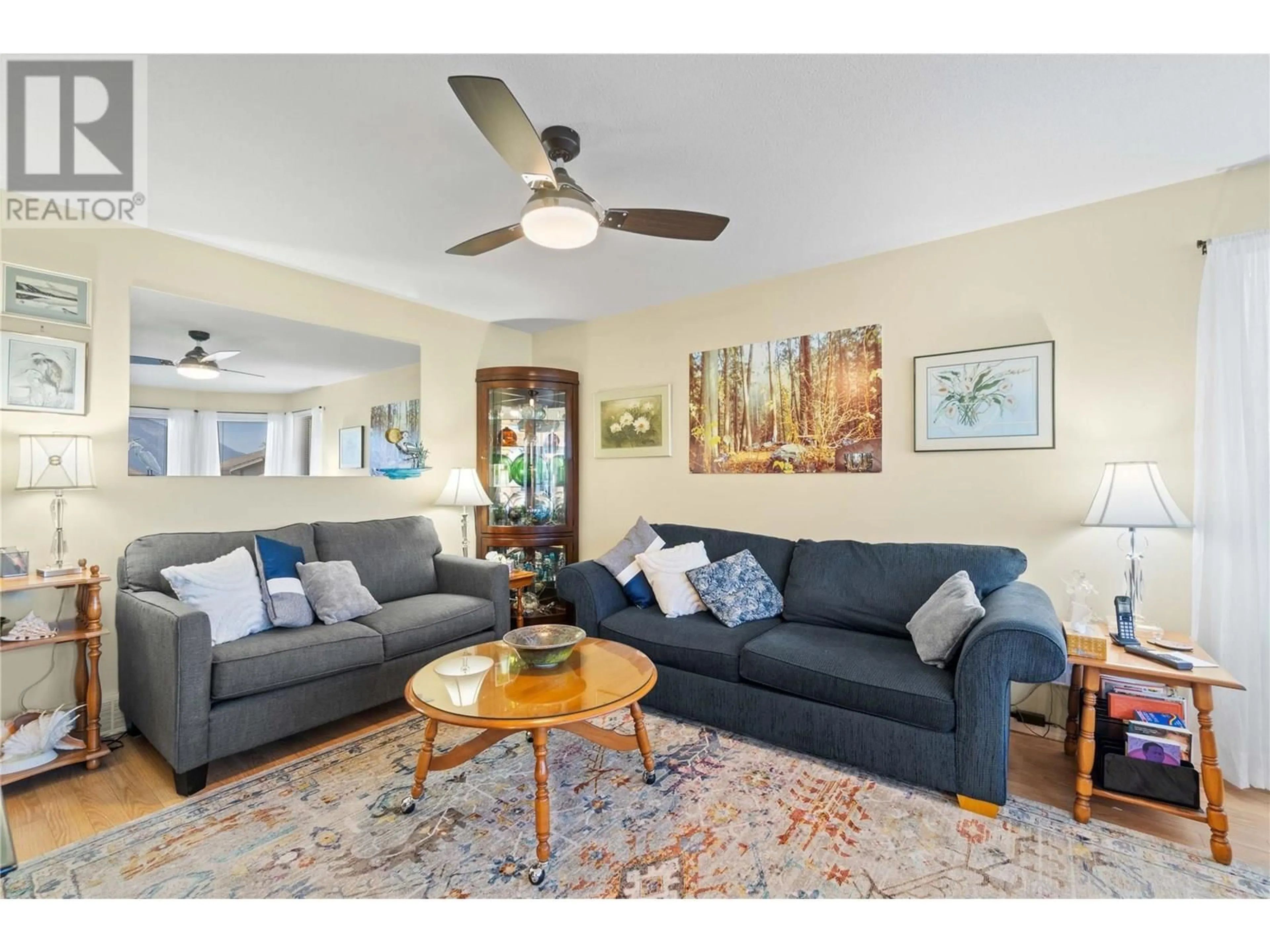 Living room with furniture, unknown for 11 - 111 HARBOURFRONT DRIVE NORTHWEST, Salmon Arm British Columbia V1E1A3