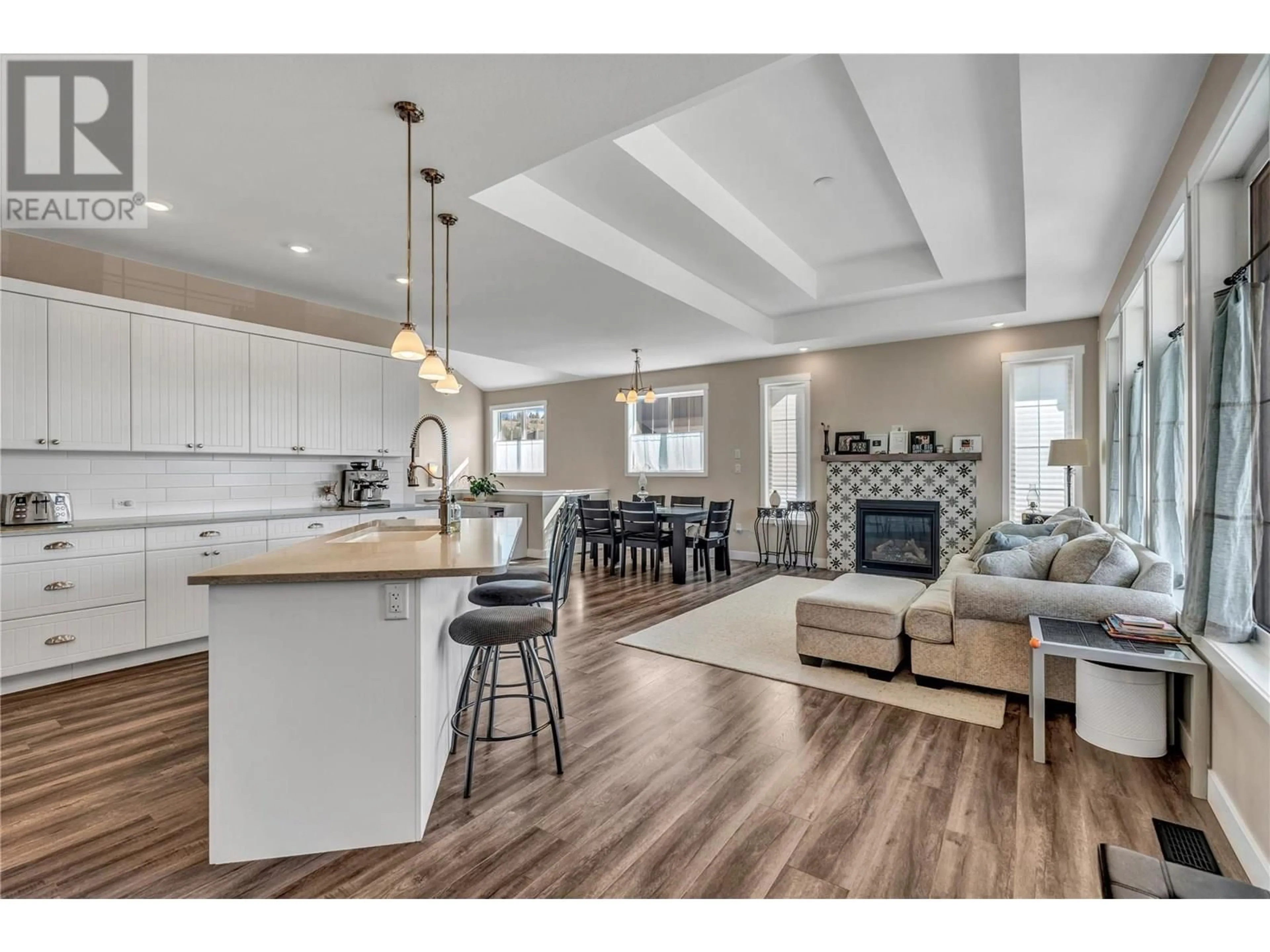 Open concept kitchen, unknown for 121 SENDERO CRESCENT, Penticton British Columbia V2A0C4