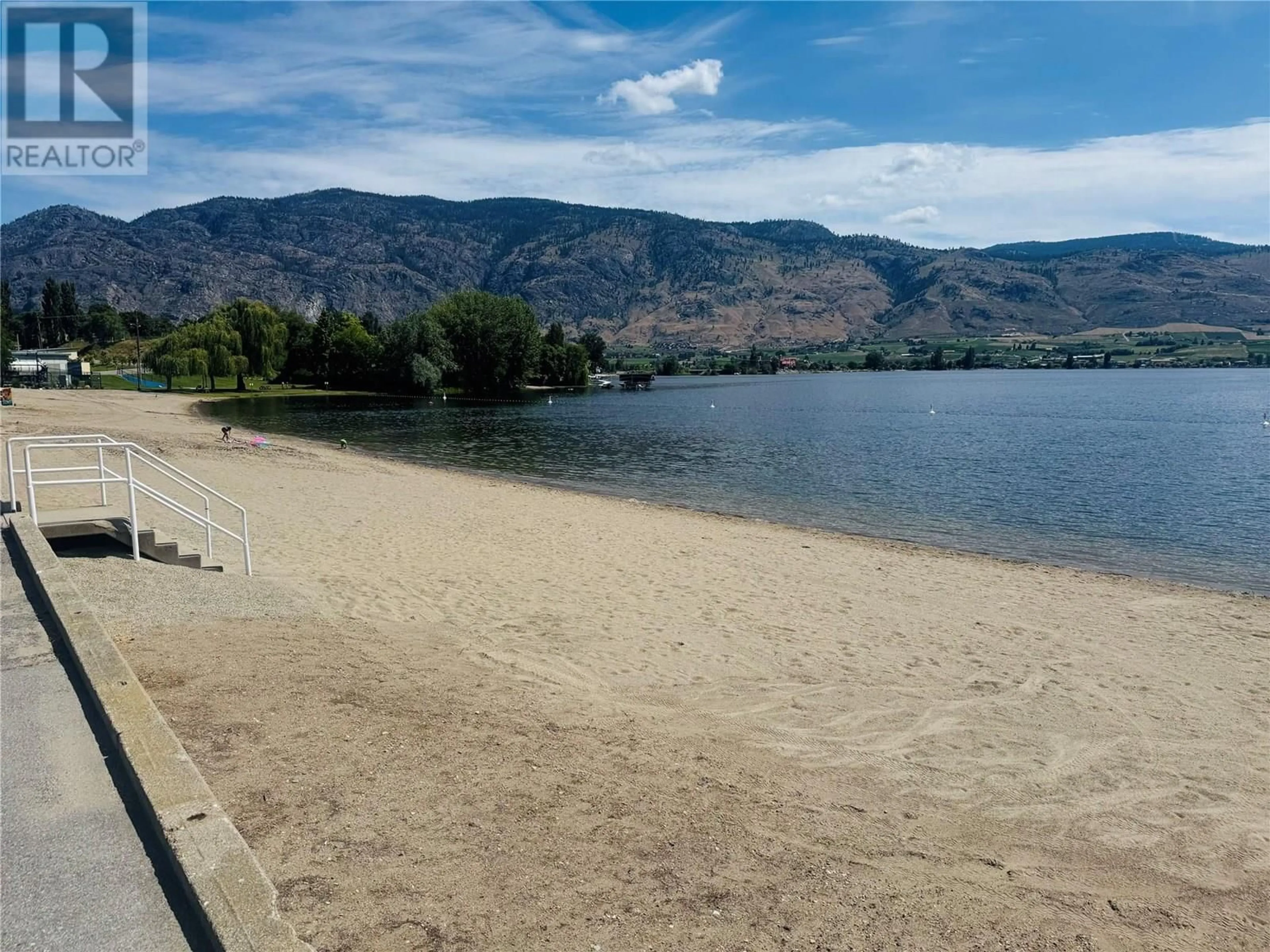 Blurry image for 204 - 5820 89TH STREET, Osoyoos British Columbia V0H1V1