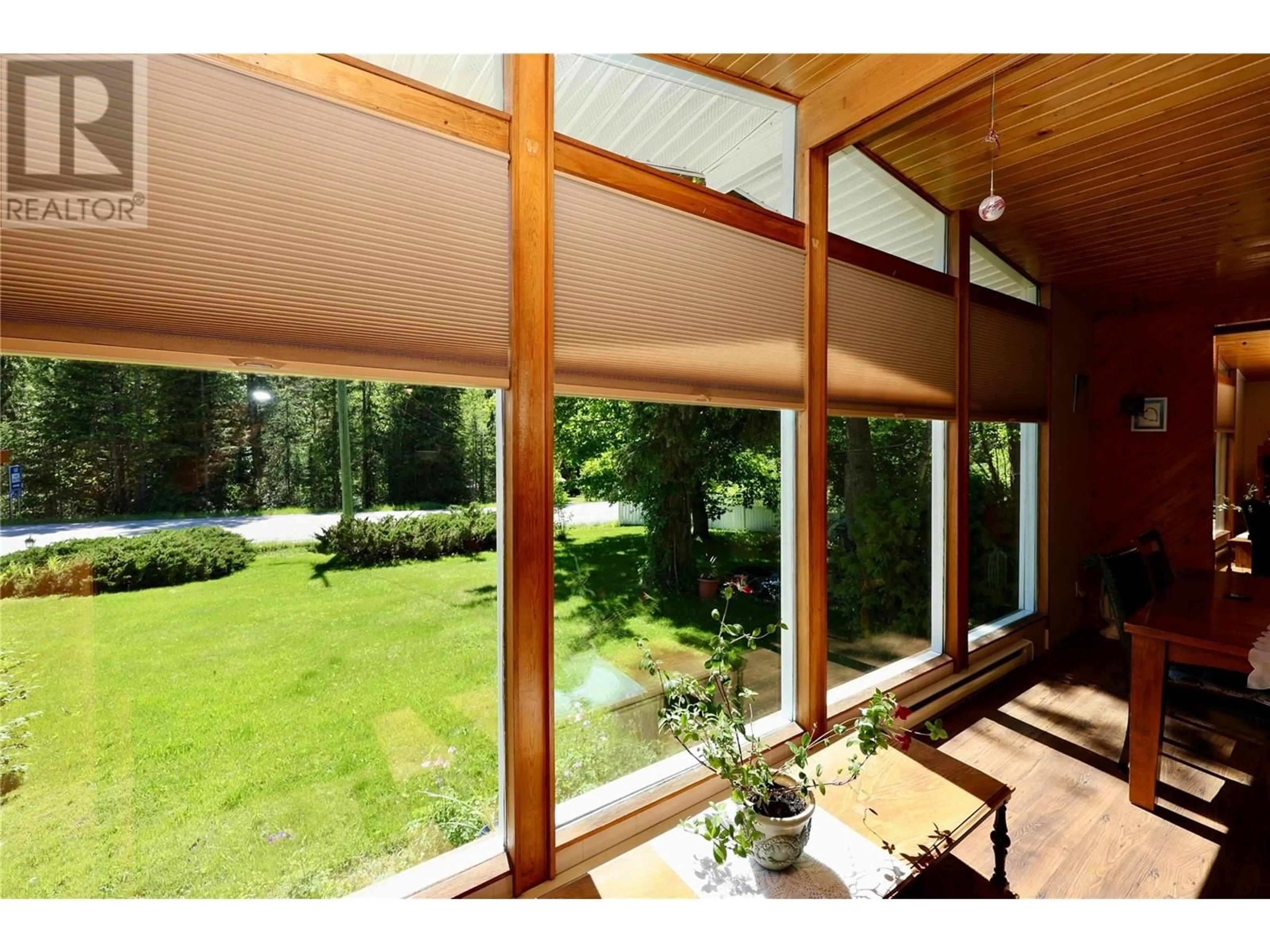 Patio, forest/trees view for 95 HIGHWAY, Golden British Columbia V0A1L0
