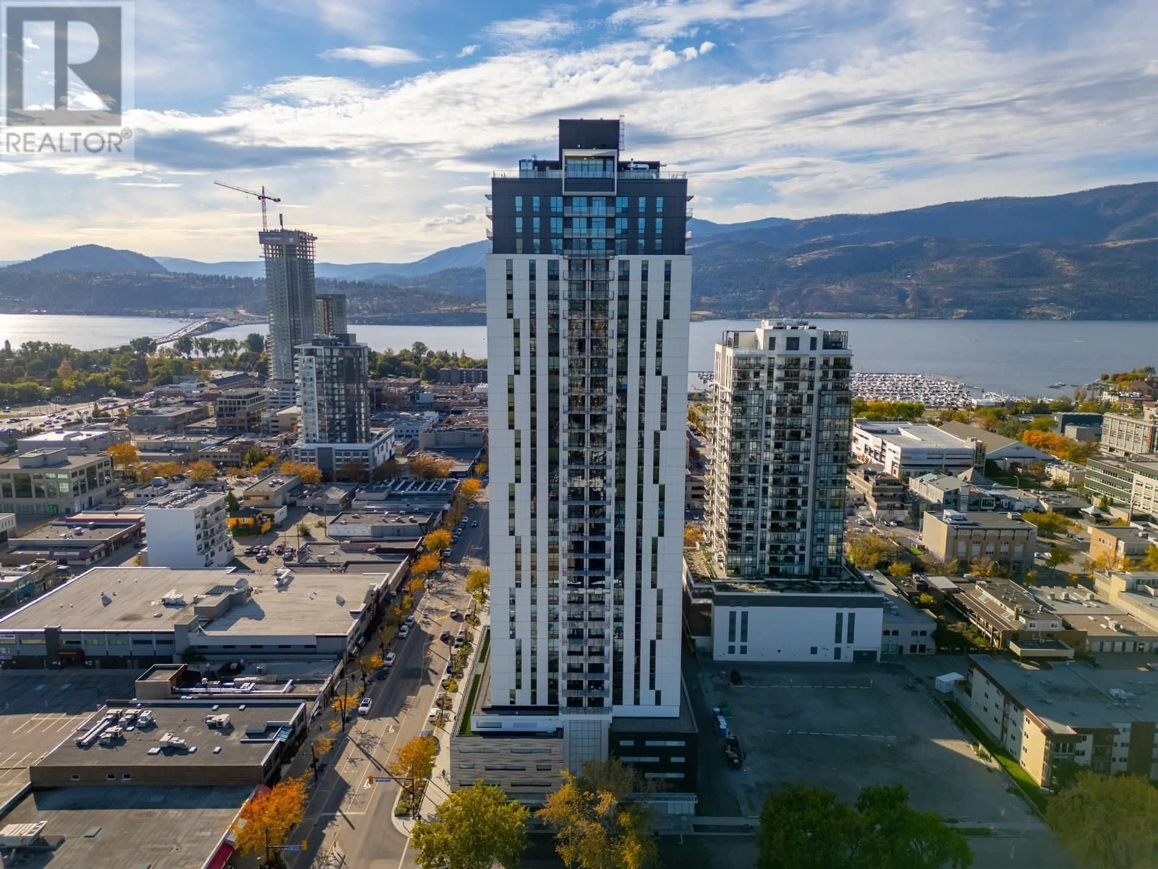 A pic from outside/outdoor area/front of a property/back of a property/a pic from drone, city buildings view from balcony for 2910 - 1488 BERTRAM STREET, Kelowna British Columbia V1Y0M6