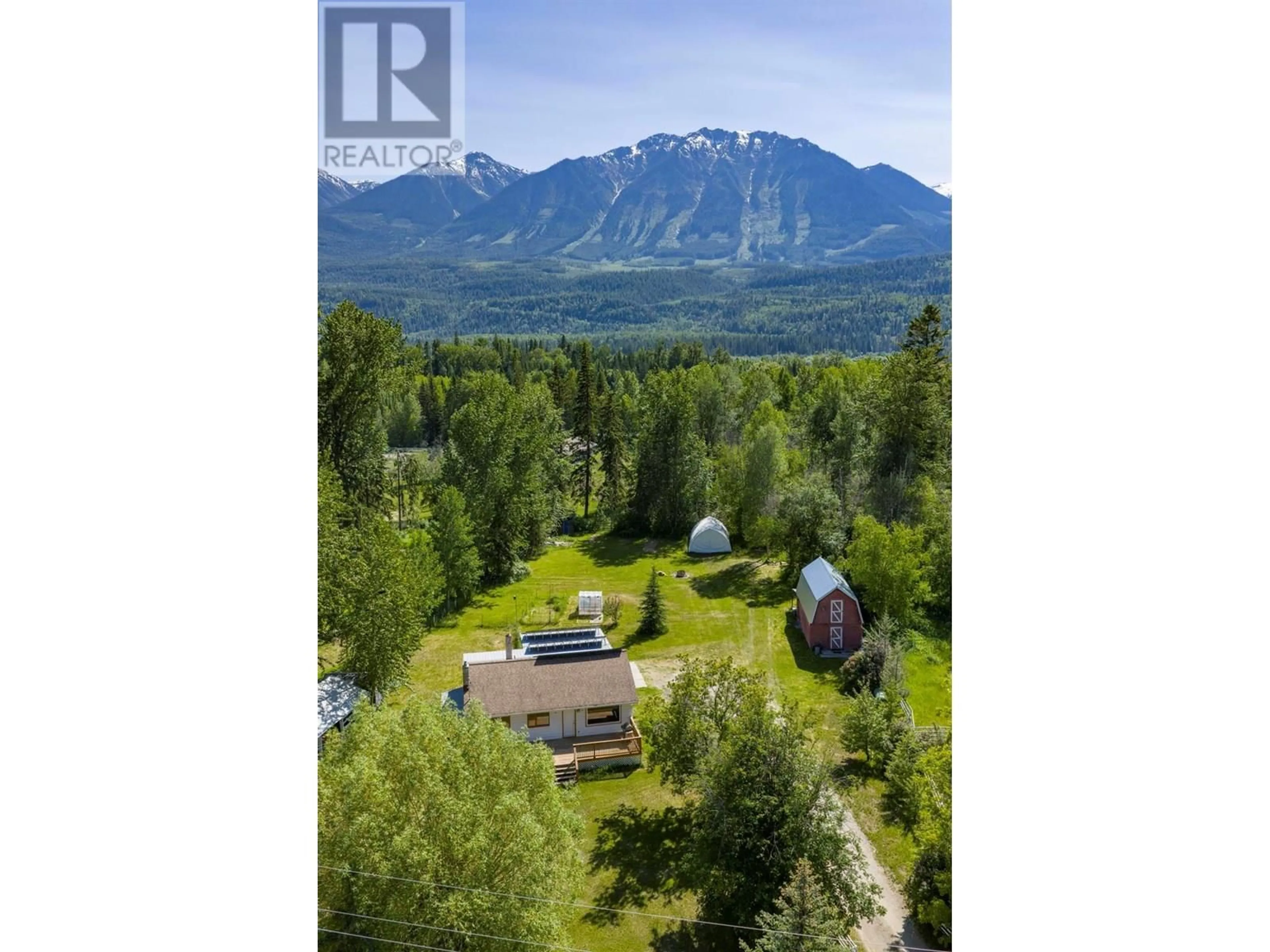 A pic from outside/outdoor area/front of a property/back of a property/a pic from drone, mountain view for 1234 HORSE CREEK ROAD S ROAD SOUTH, Golden British Columbia V0A1H7