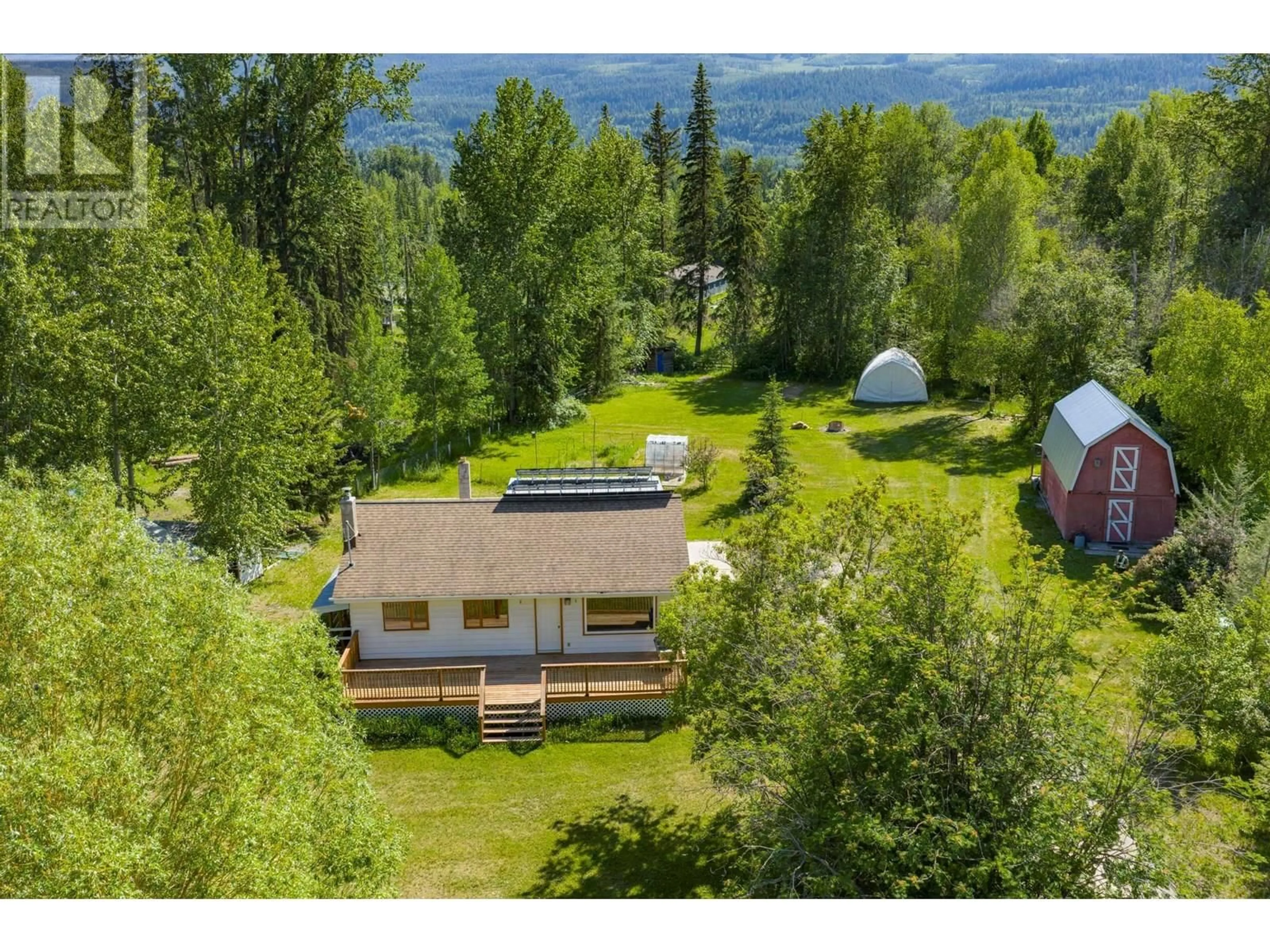 A pic from outside/outdoor area/front of a property/back of a property/a pic from drone, mountain view for 1234 HORSE CREEK ROAD S ROAD SOUTH, Golden British Columbia V0A1H7
