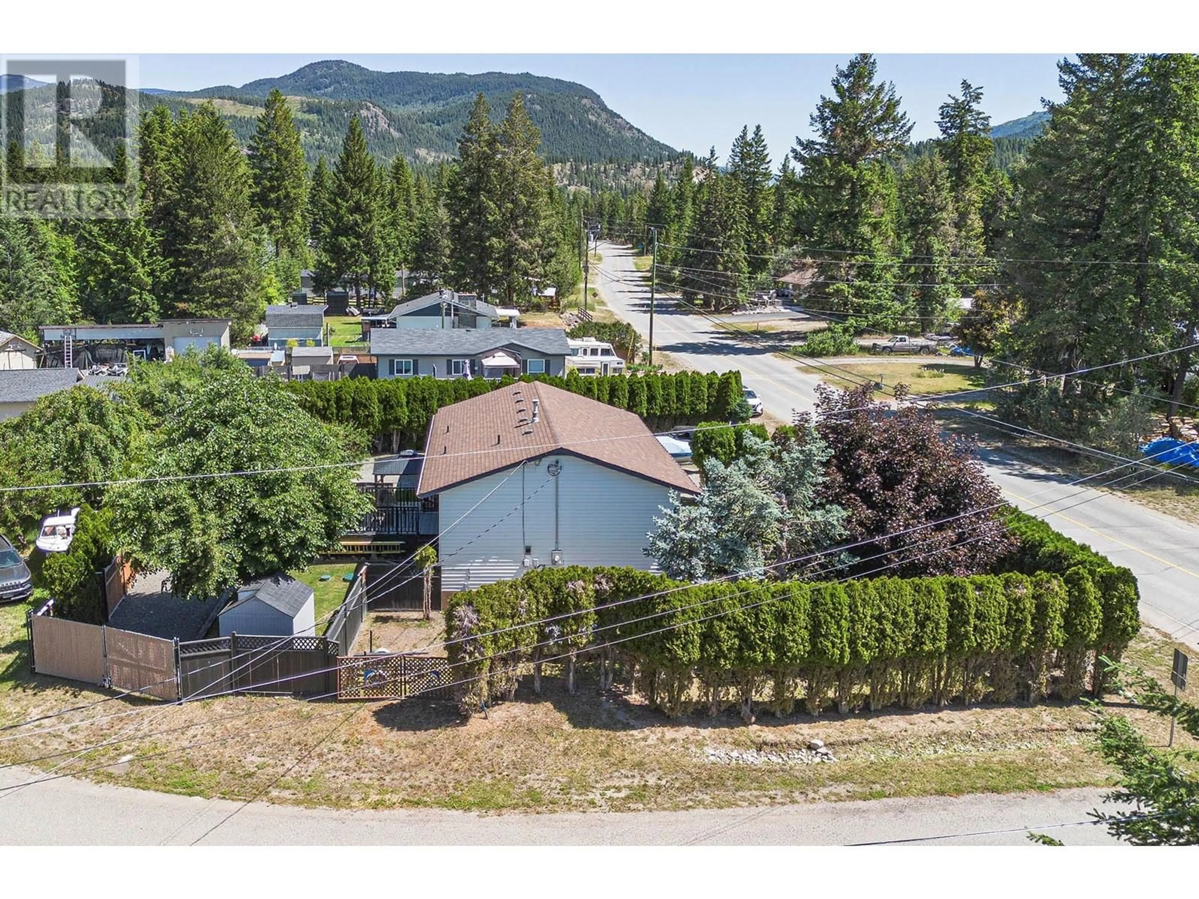 A pic from outside/outdoor area/front of a property/back of a property/a pic from drone, mountain view for 629 BARRIERE LAKES ROAD, Barriere British Columbia V0E1E0